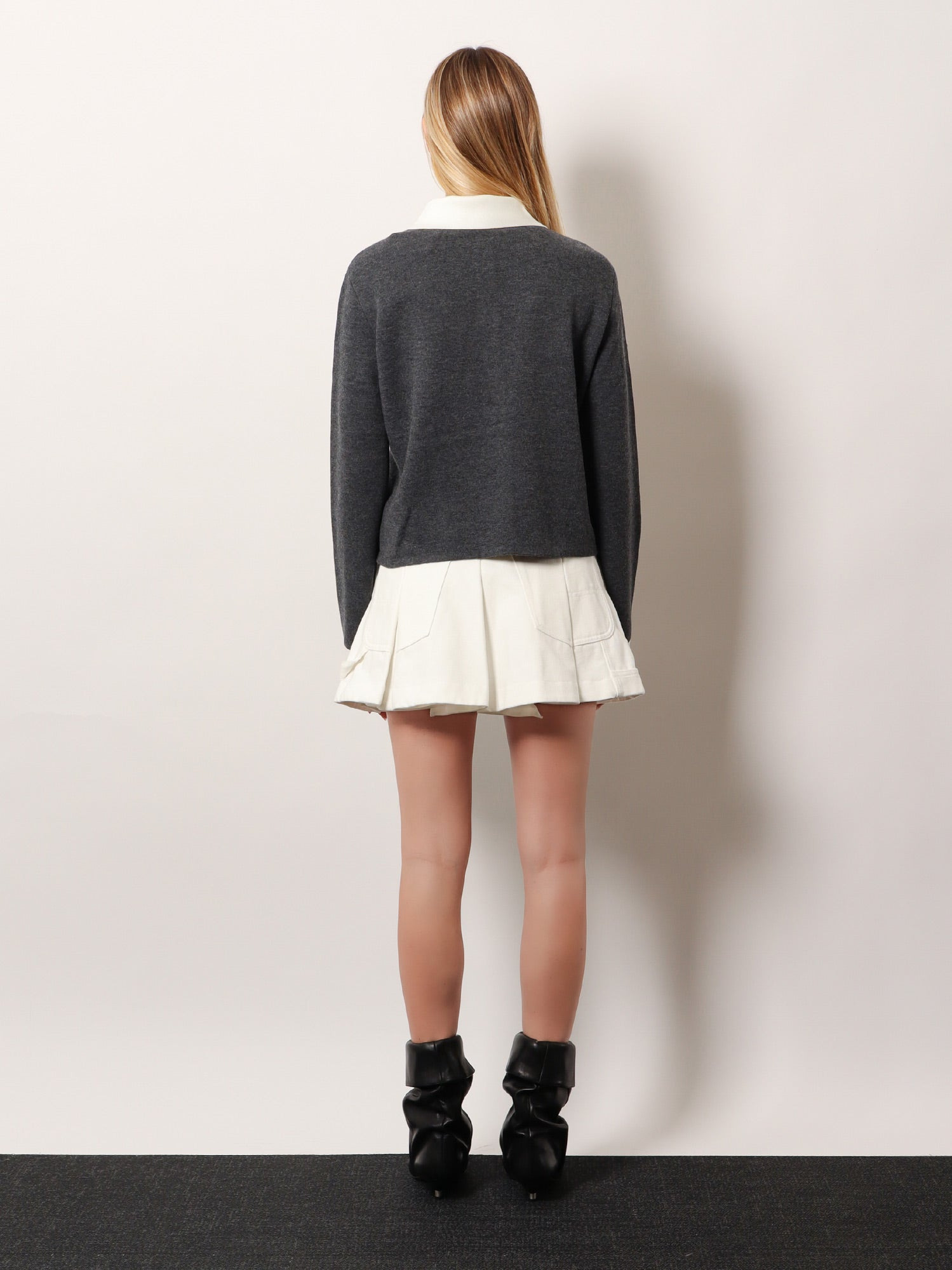 Wool Blend Cardigan With Contrasting Collar - 3