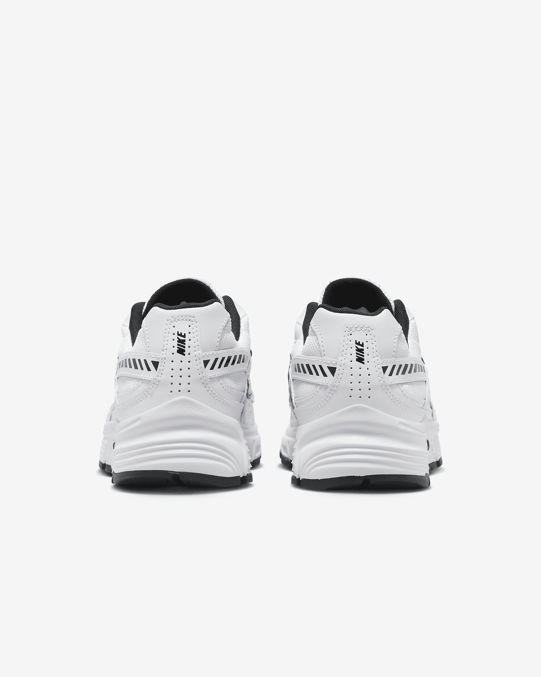 Nike Women's Initiator Shoes - 6