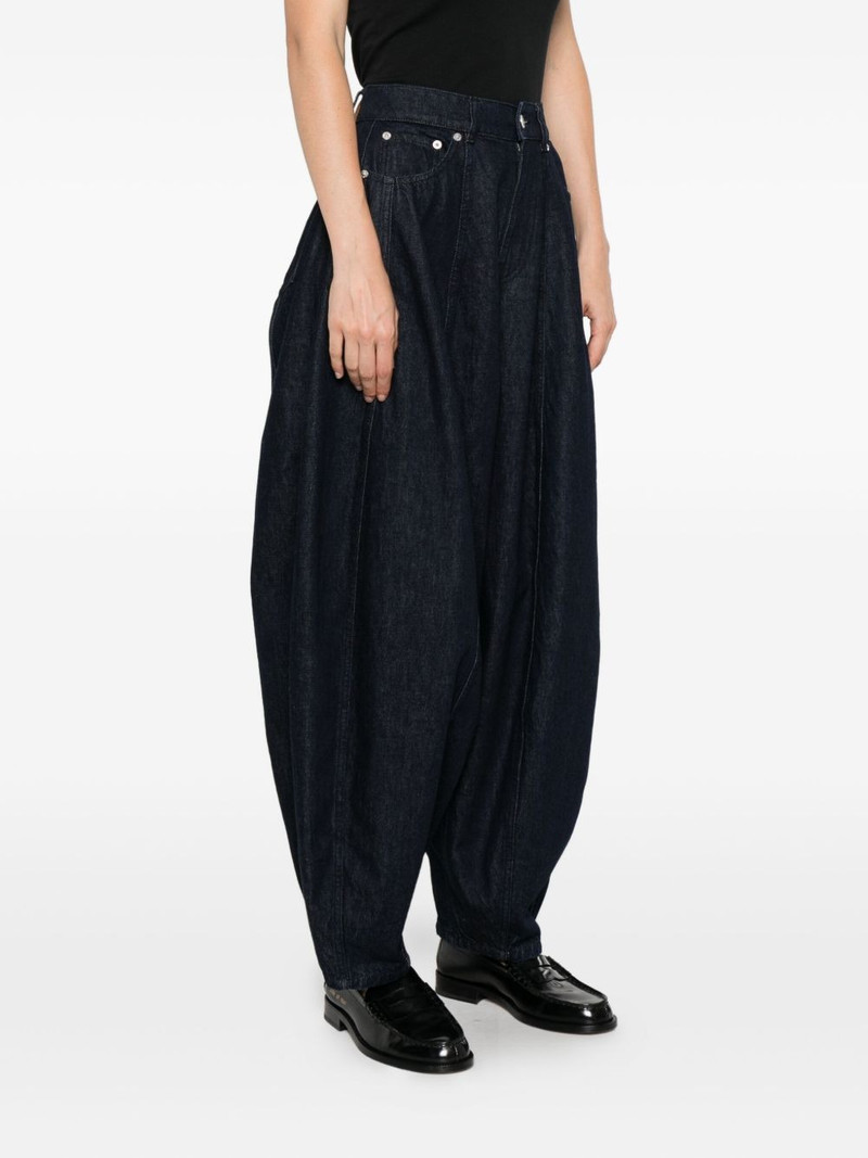 balloon-shape jeans 3