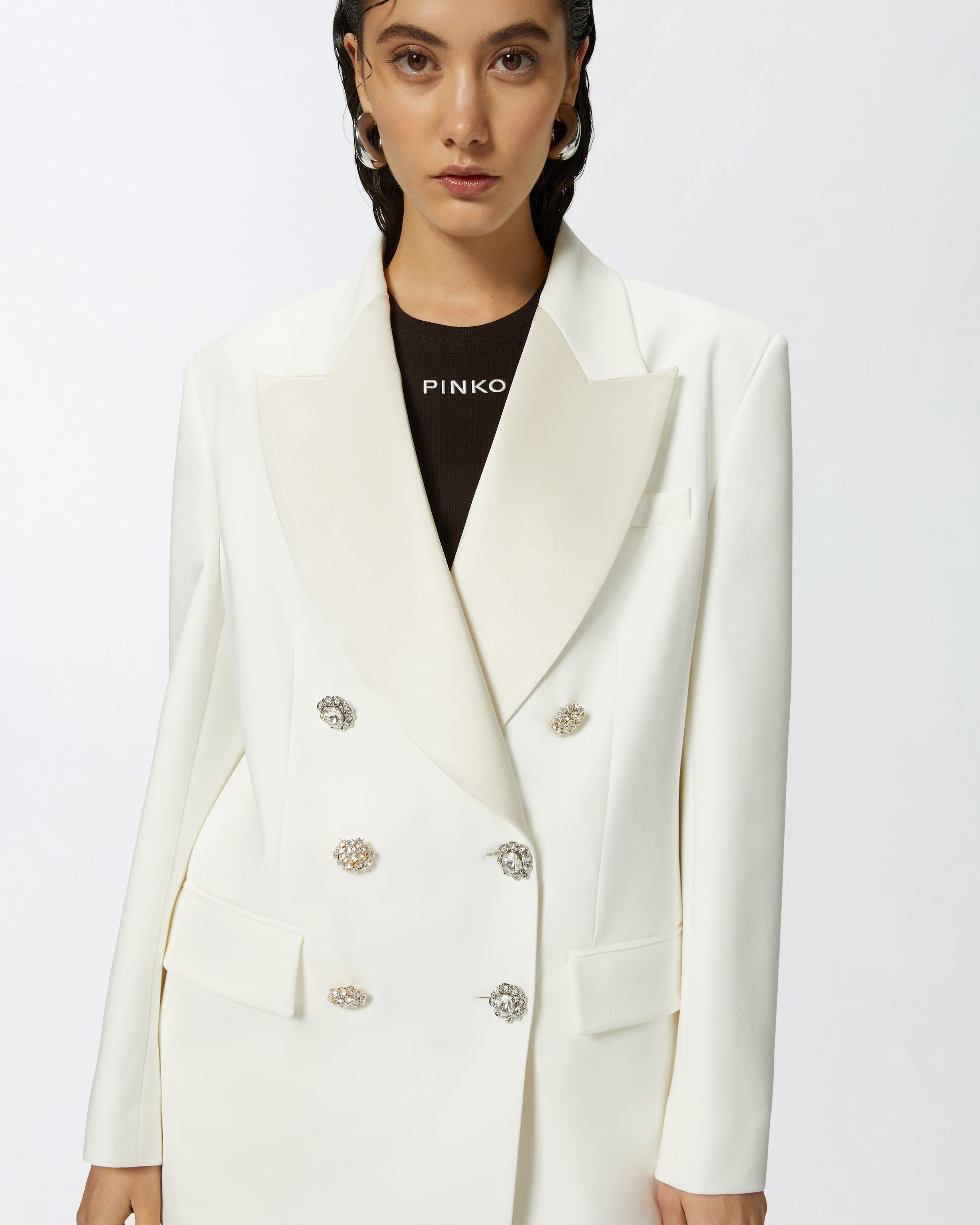 ELEGANT BLAZER WITH PIN AND JEWEL BUTTONS - 5