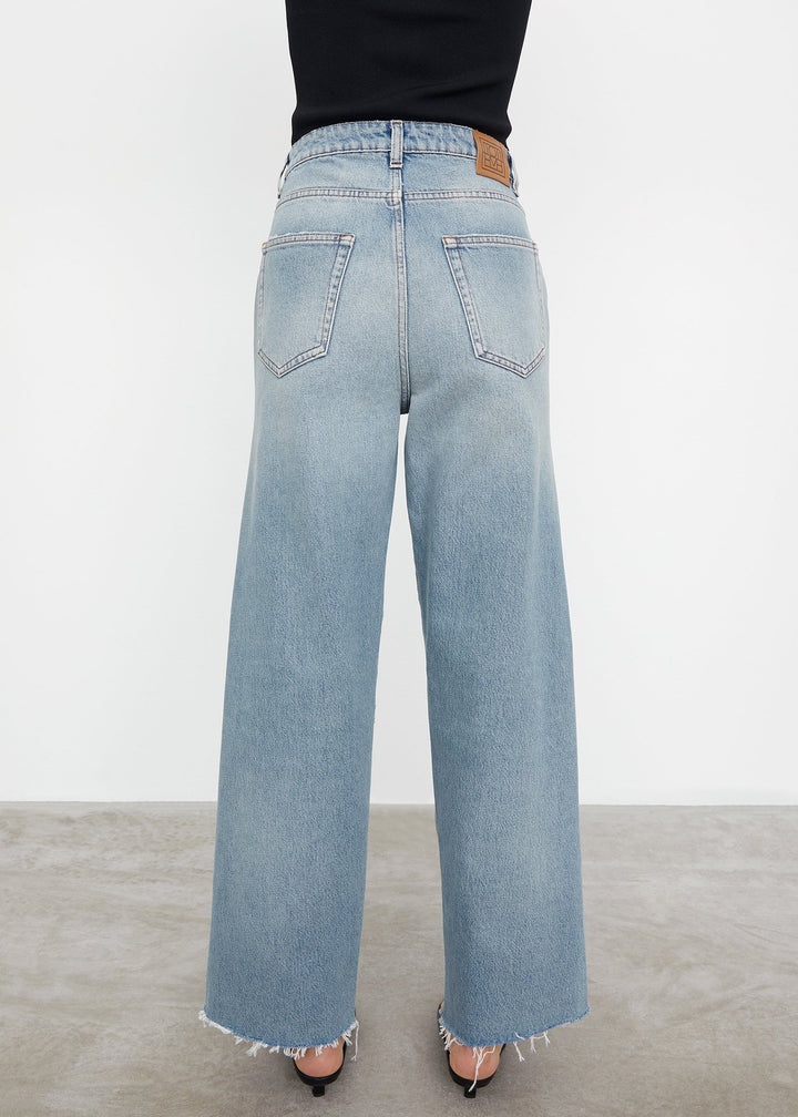Flare fit denim distressed light blue - 4