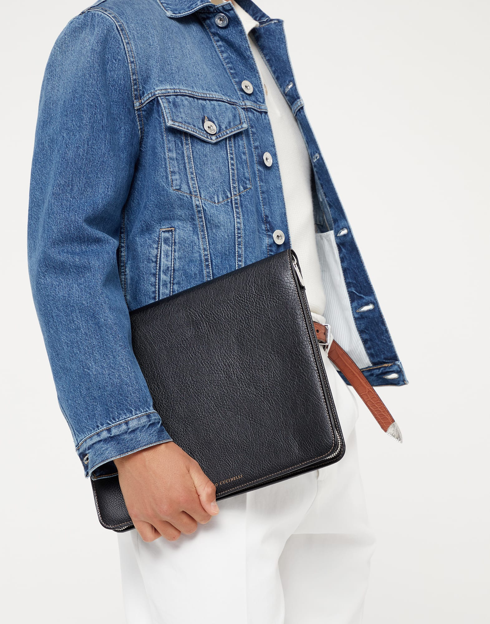 Grained calfskin document holder - 4