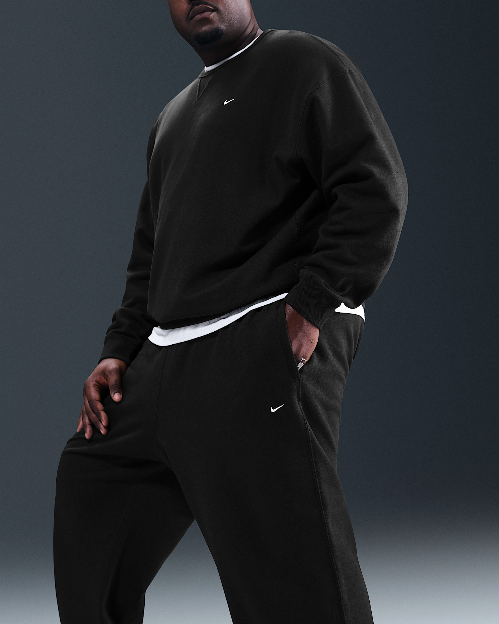 Nike Solo Swoosh Men's Fleece Open-Hem Pants - 11
