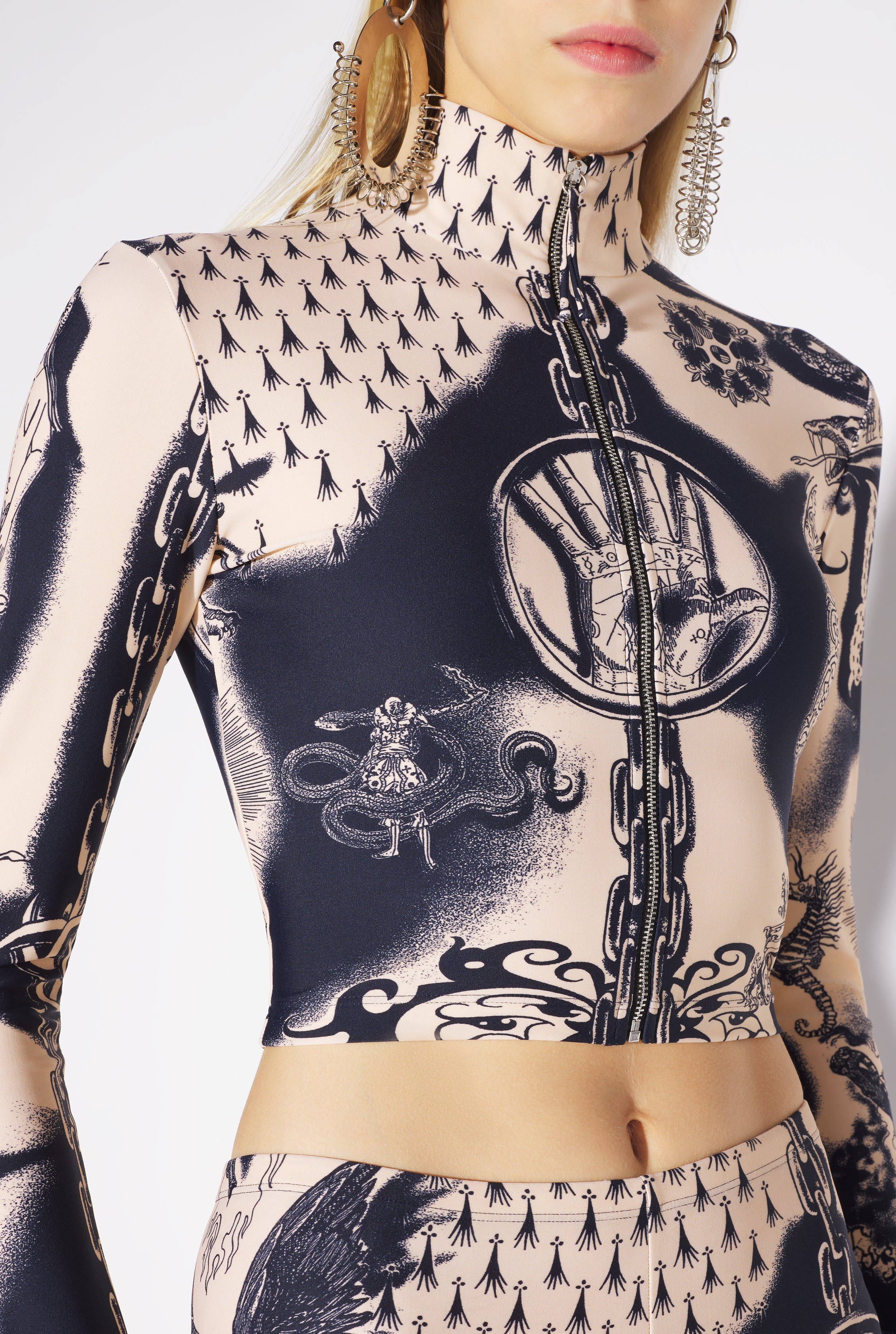 THE HERALDRY TATTOO CROP TOP - 4