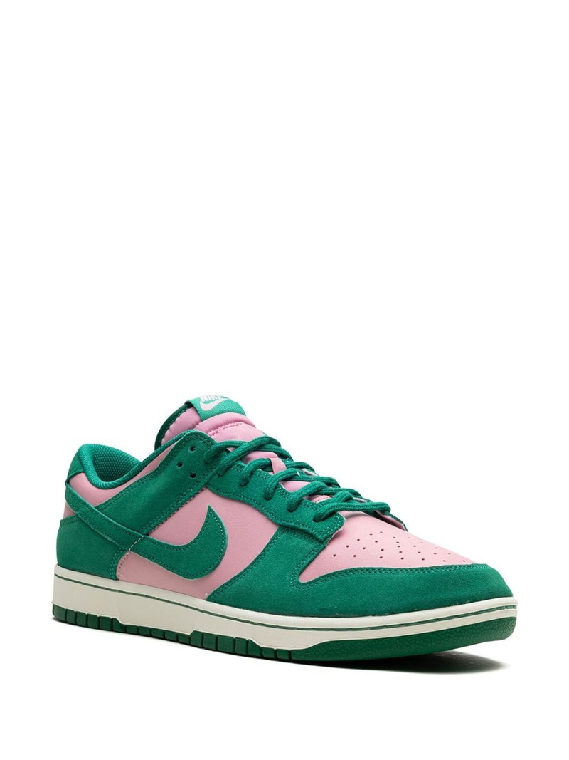 Nike Dunk Low "Back 9 - Masters" sneakers outlook