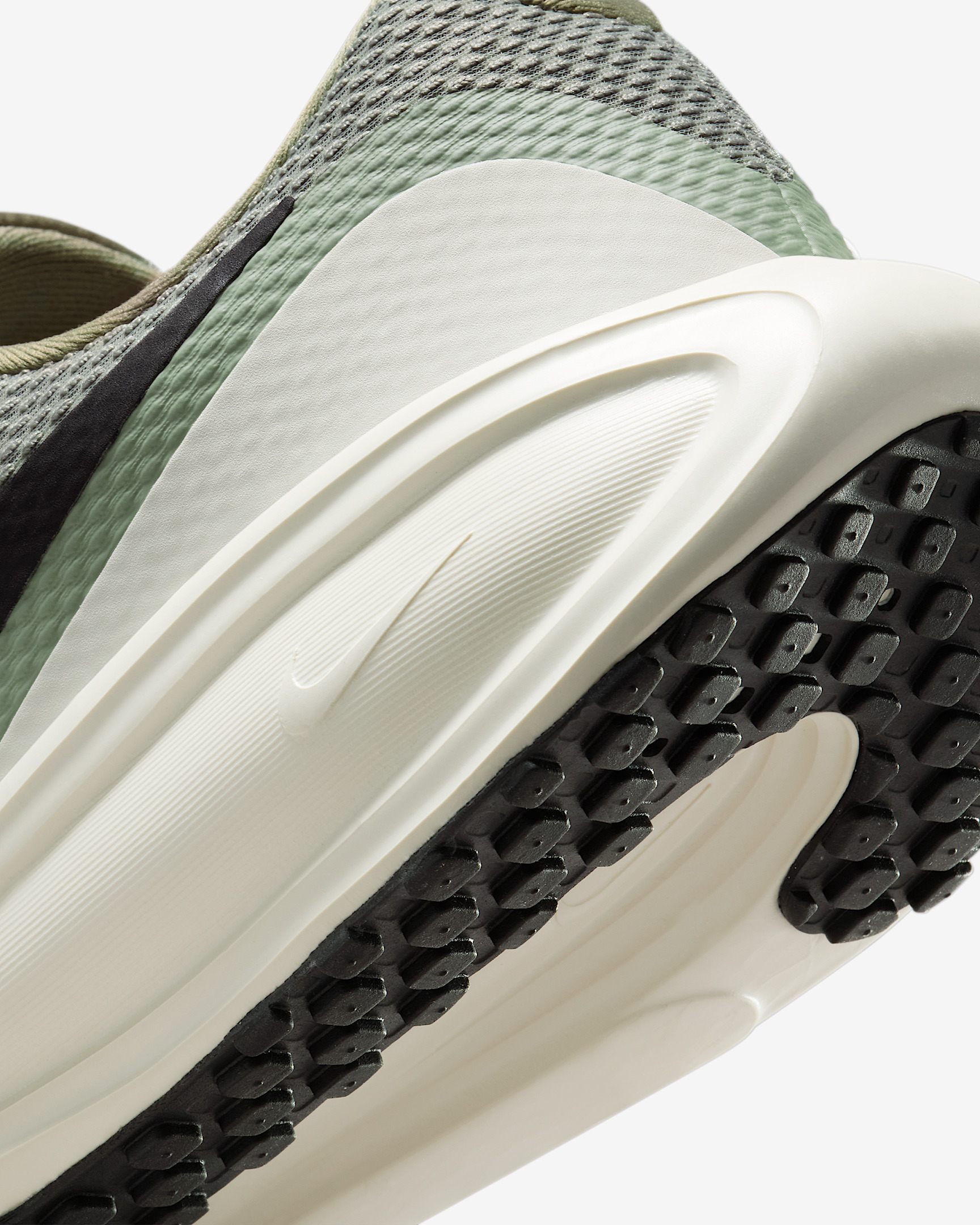 Nike Revolution 8 Men's Road Running Shoes - 8