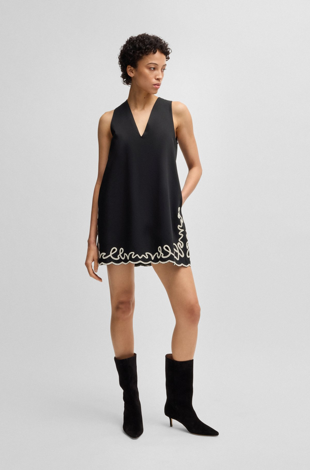 COTTON DRESS WITH CONTRAST EMBROIDERY - 2