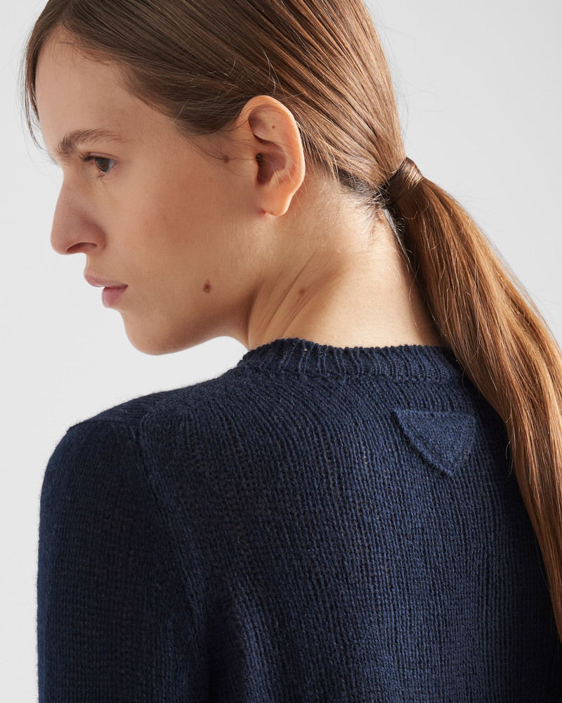Cashmere crew-neck sweater 4