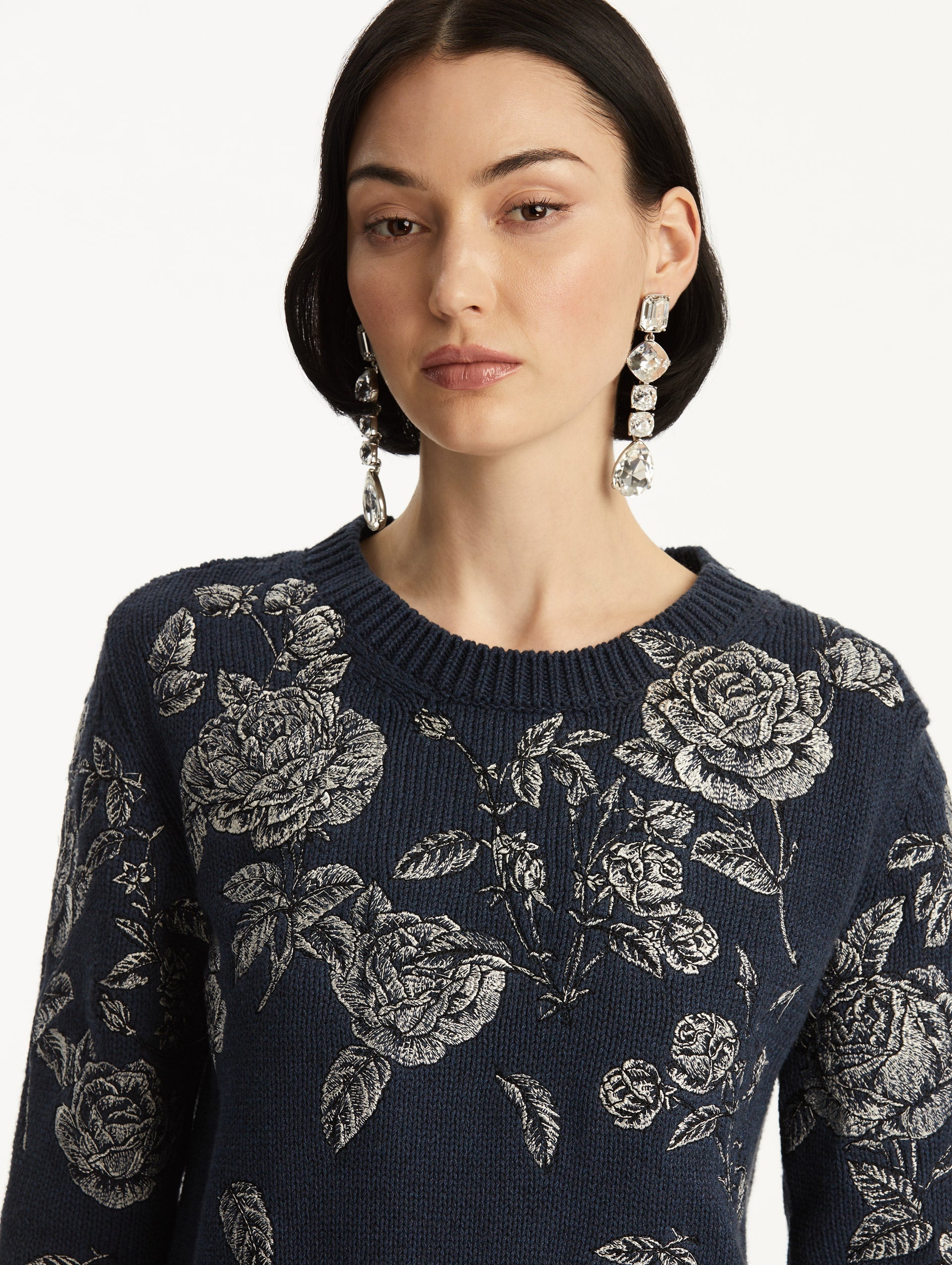 ROSE EMBROIDERED PULLOVER - 6