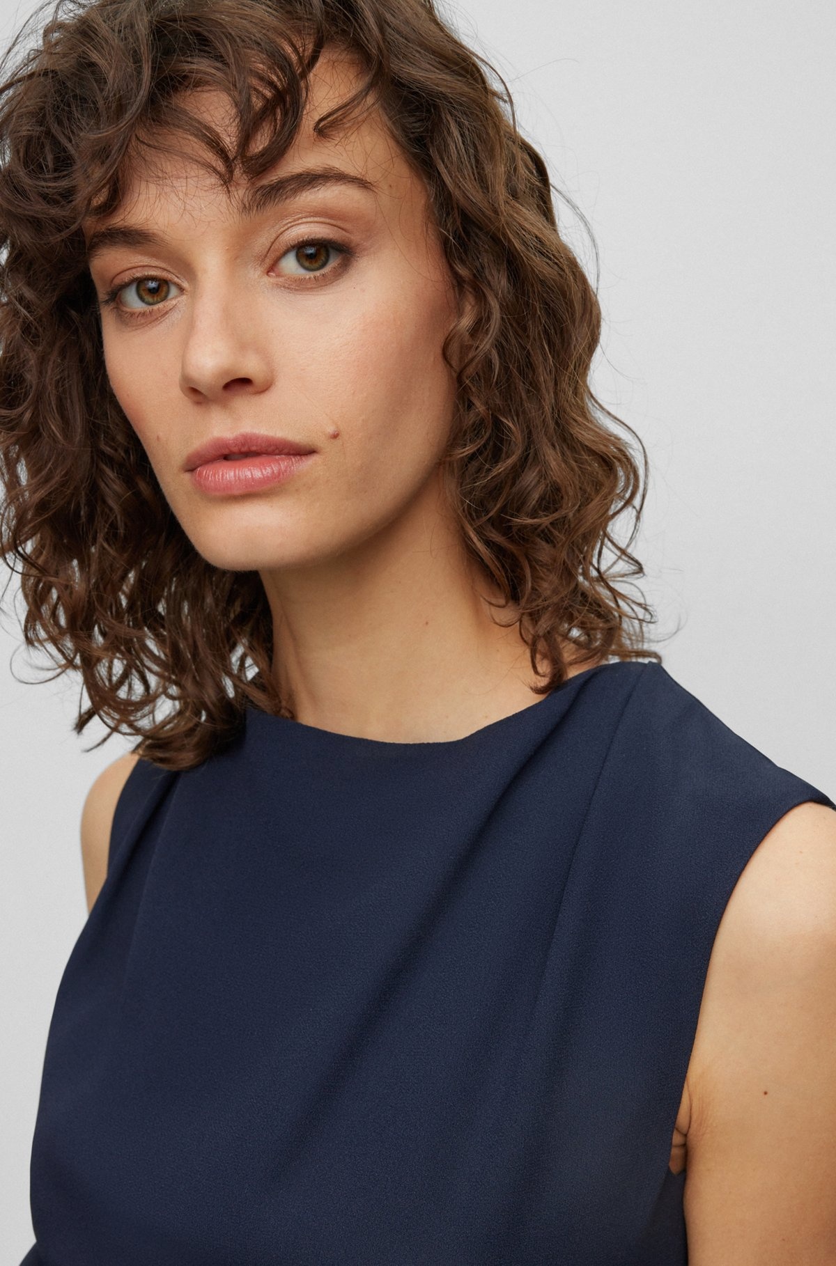 SLIM-FIT BUSINESS DRESS WITH FEATURE NECKLINE - 5
