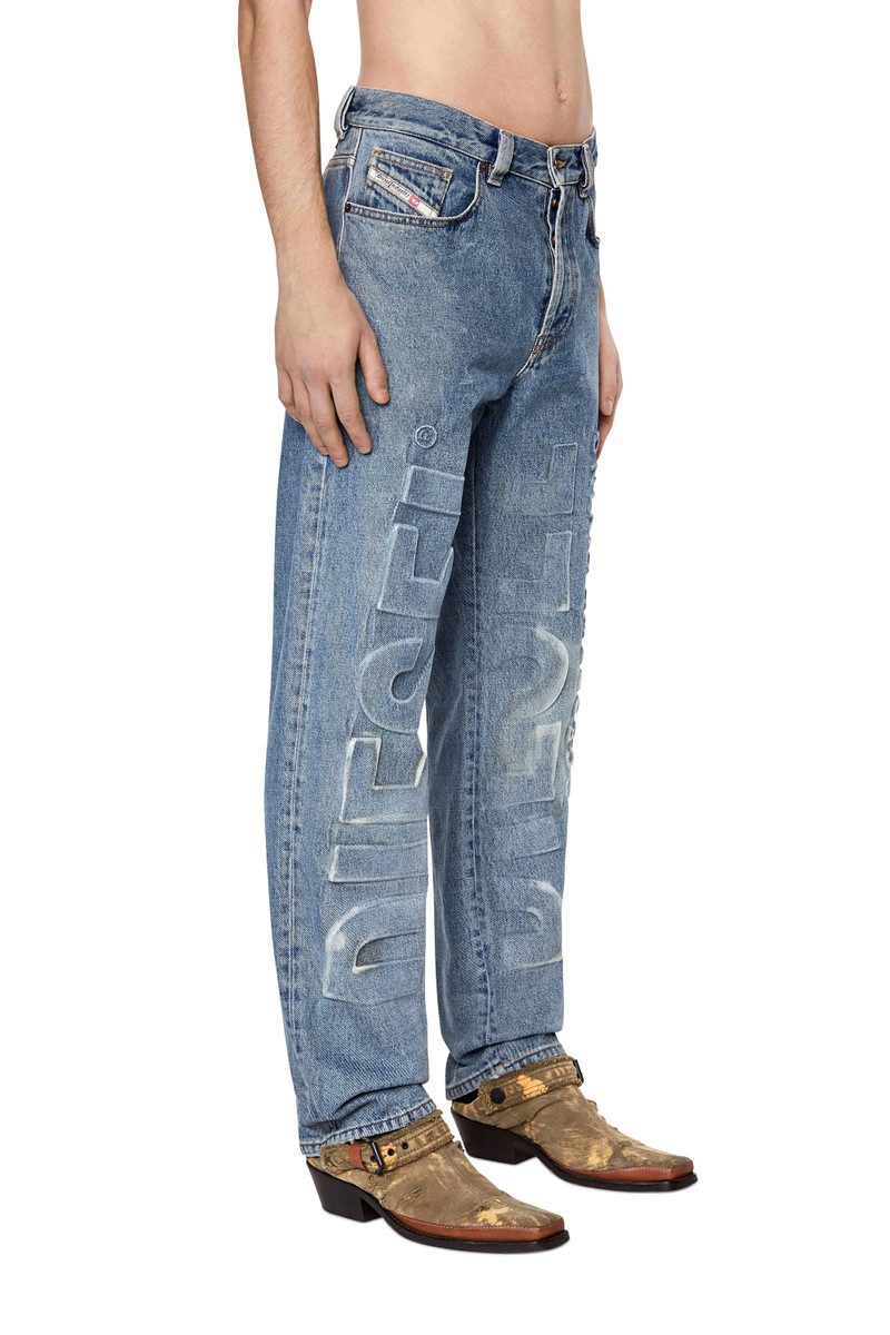 2010 007B9 STRAIGHT JEANS 5