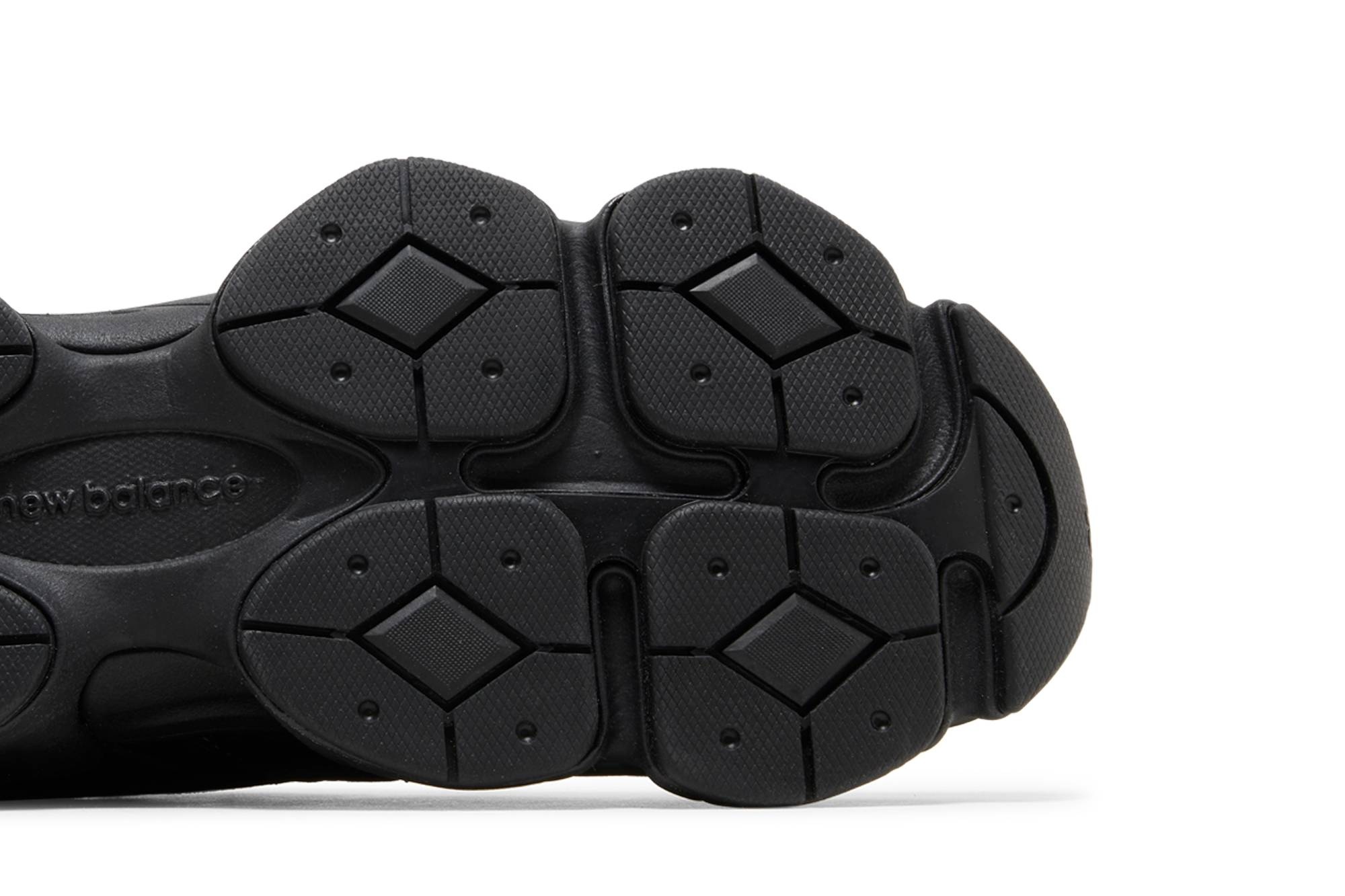9060 'Triple Black' - 5