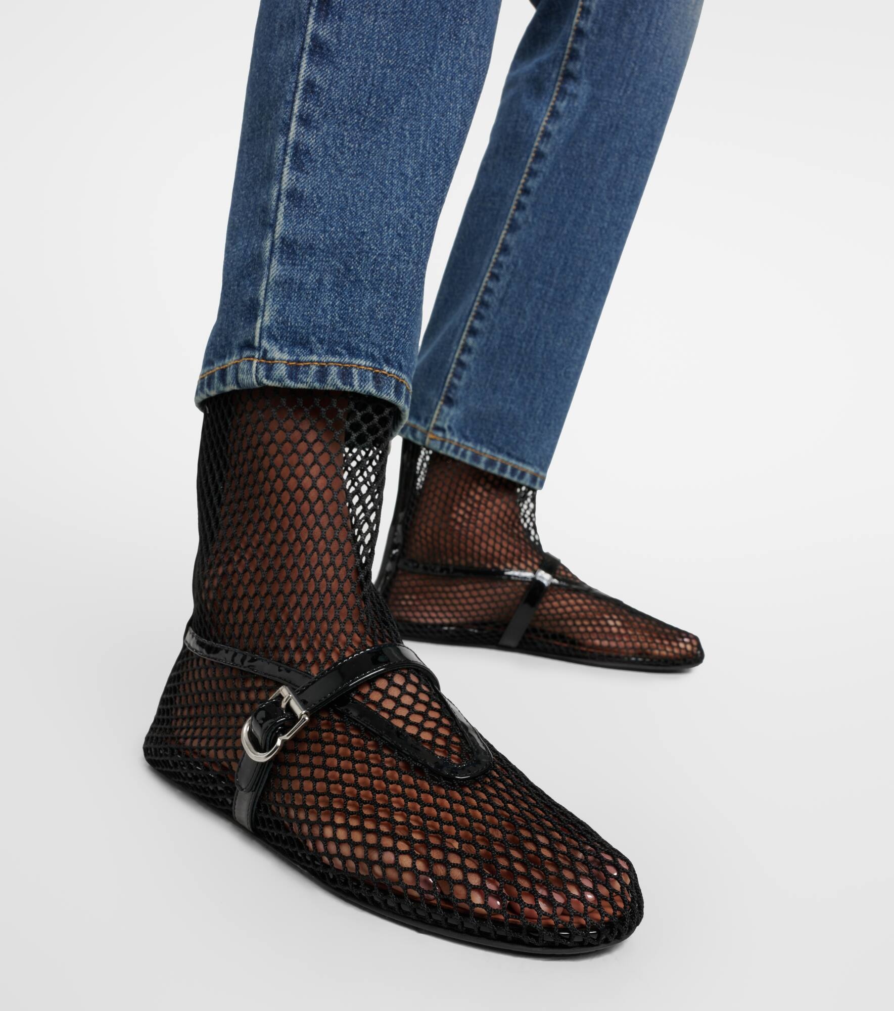 Fishnet leather-trimmed ankle boots - 4