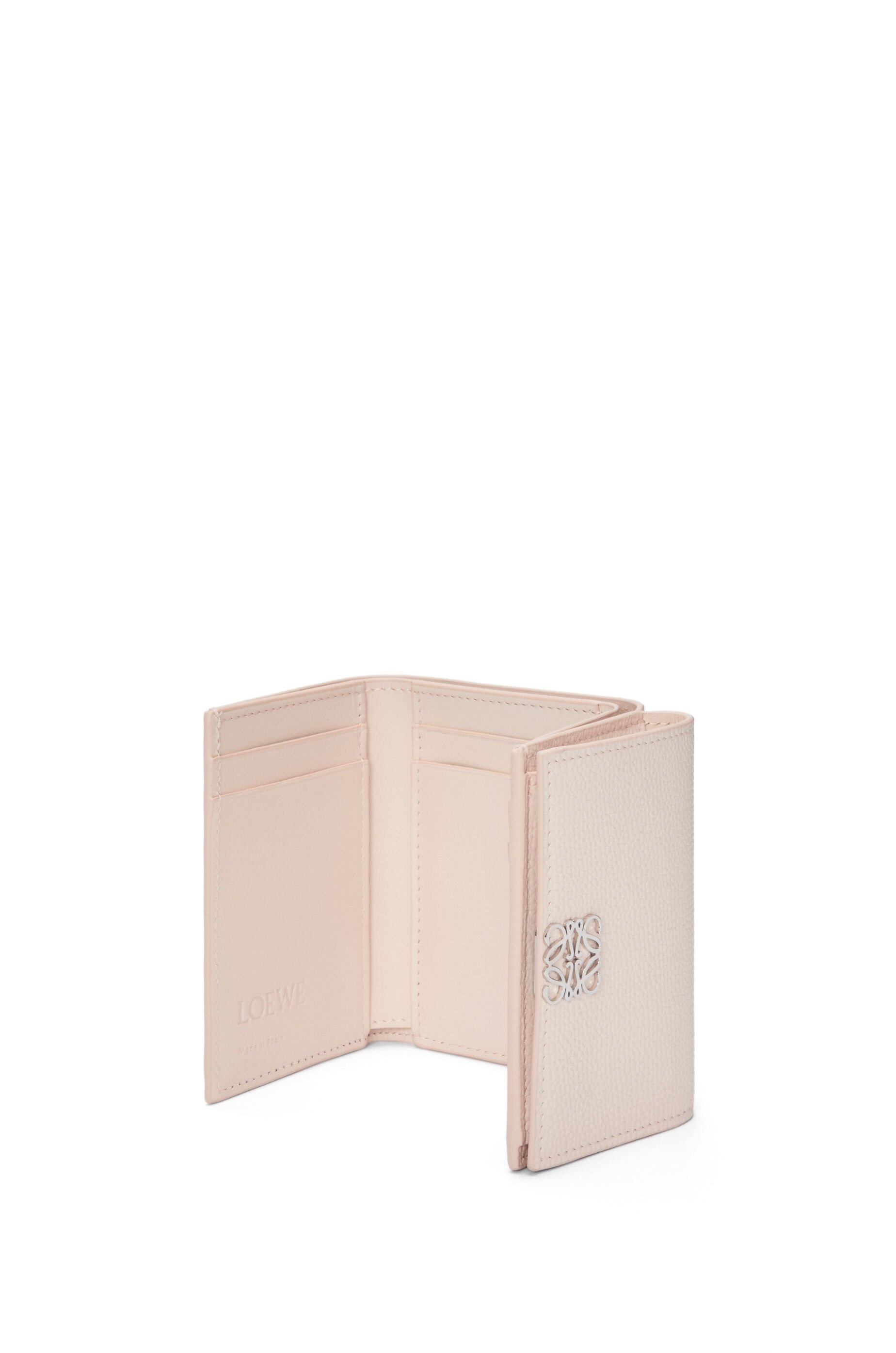 Anagram trifold wallet in pebble grained calfskin - 4