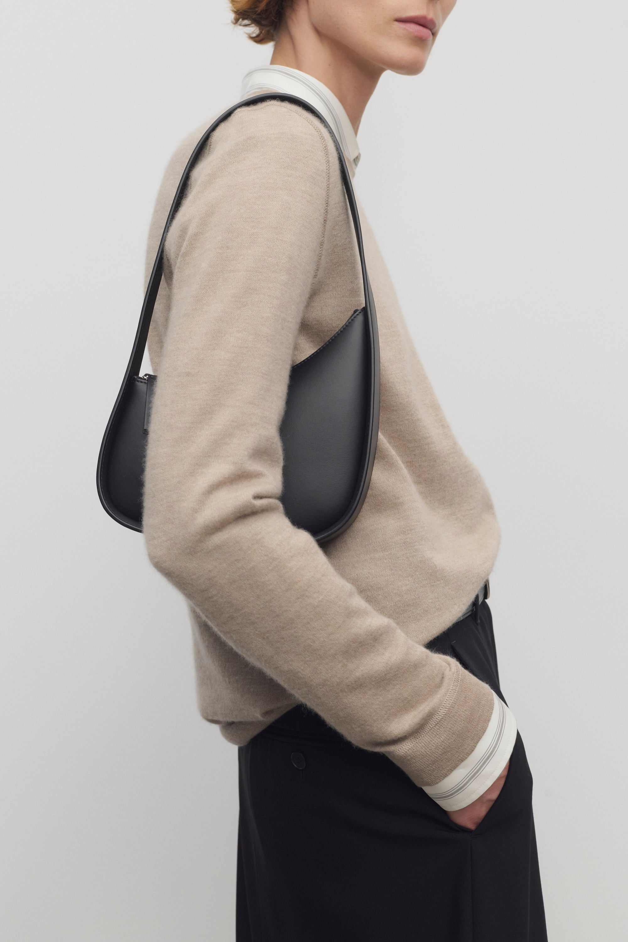 Half Moon Bag in Leather - 4