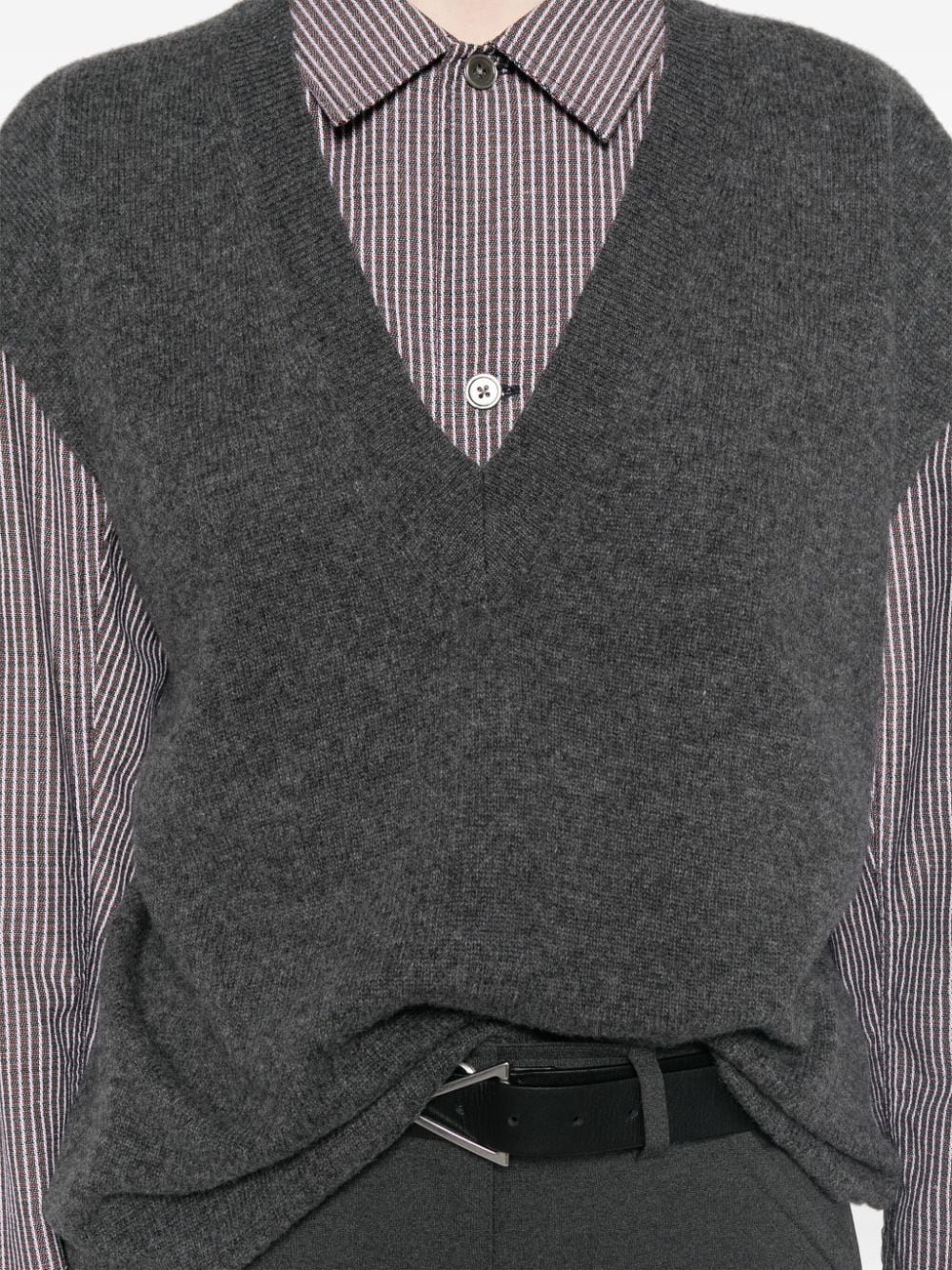 V-neck fine-knit gilet - 5
