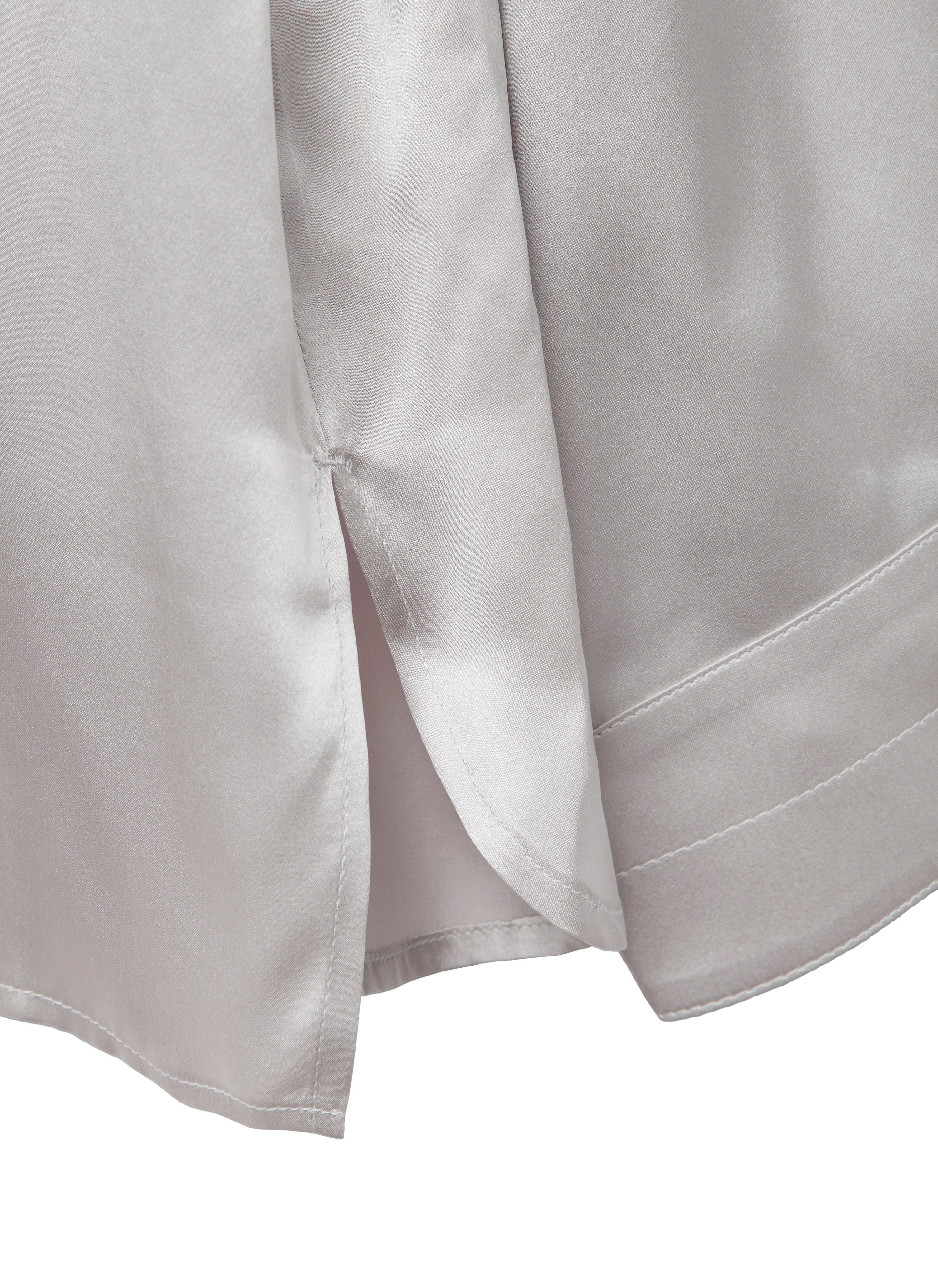 SHIRT
( - 4