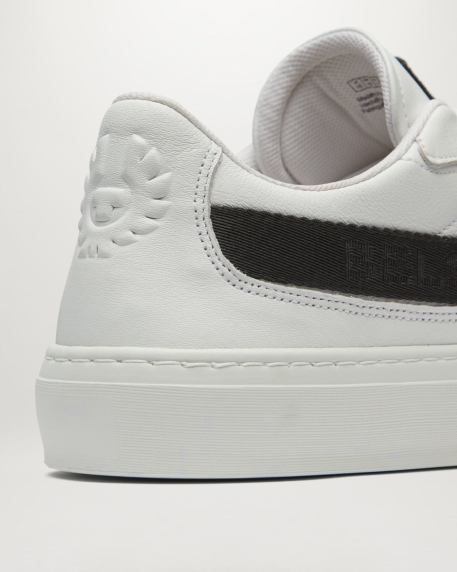 SIGNATURE LOW TOP SNEAKER - 5