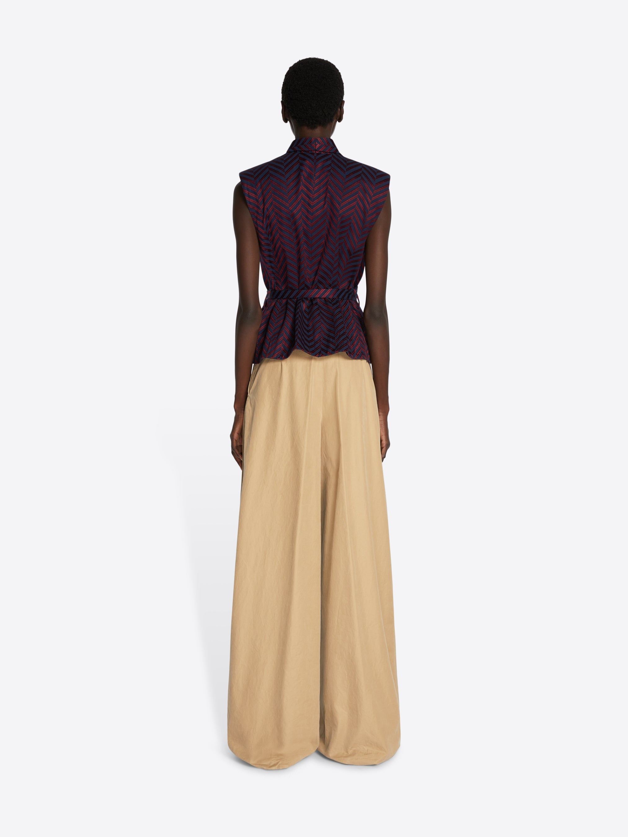 EMBROIDERED VEST - 4