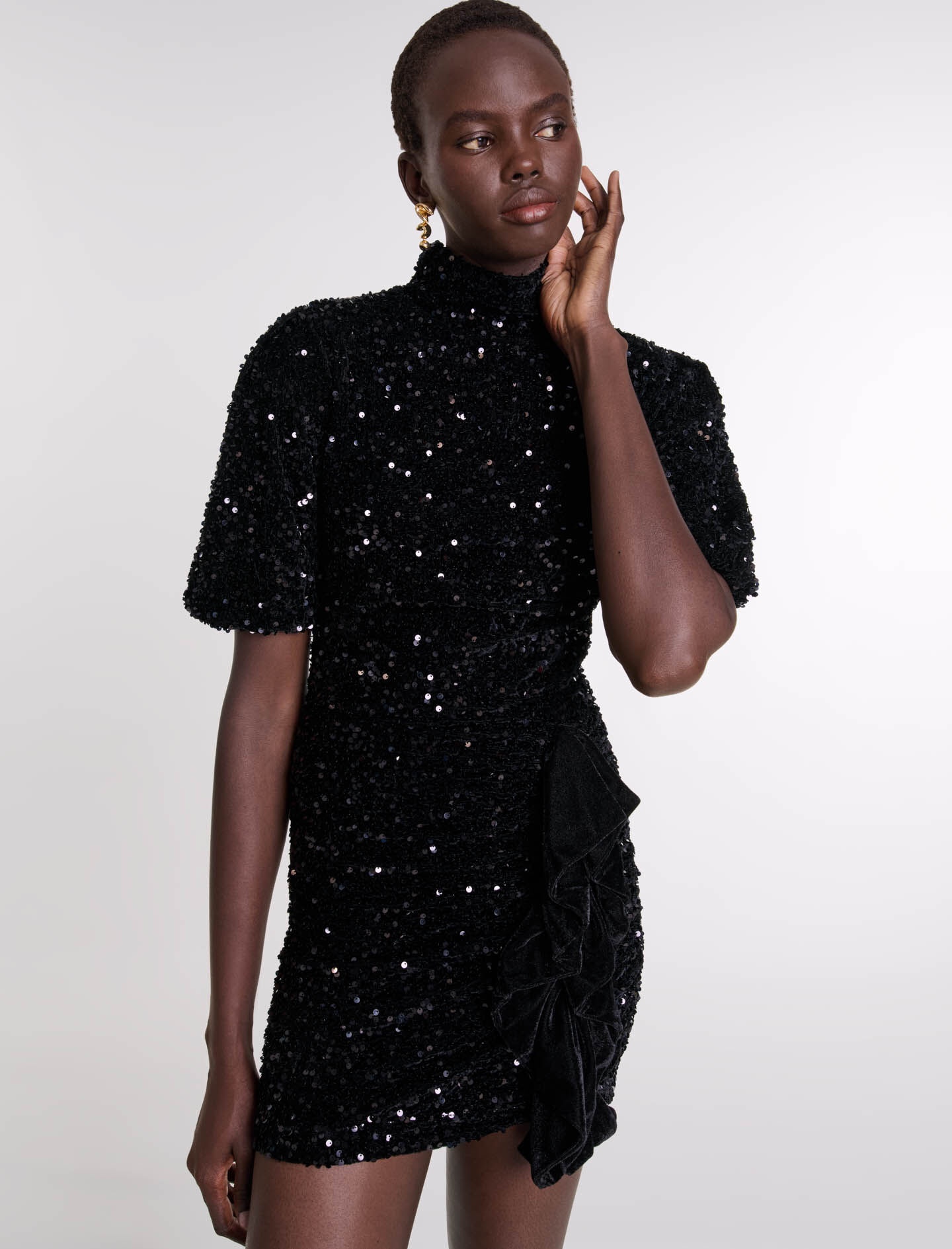 Short velvet and sequinned dress - 5
