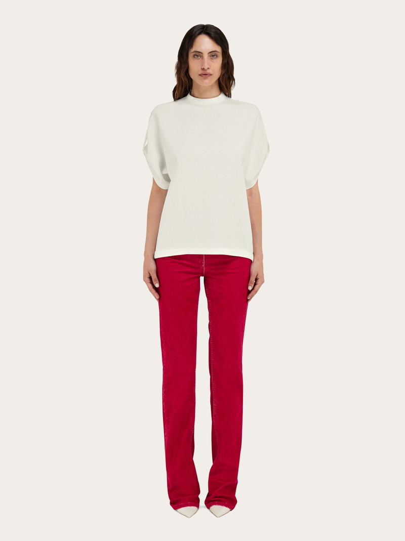 Crew neck T-shirt with turned up sleeve 7