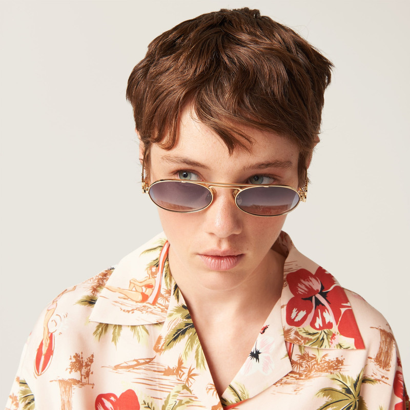Miu Miu Miu Miu Logo sunglasses outlook