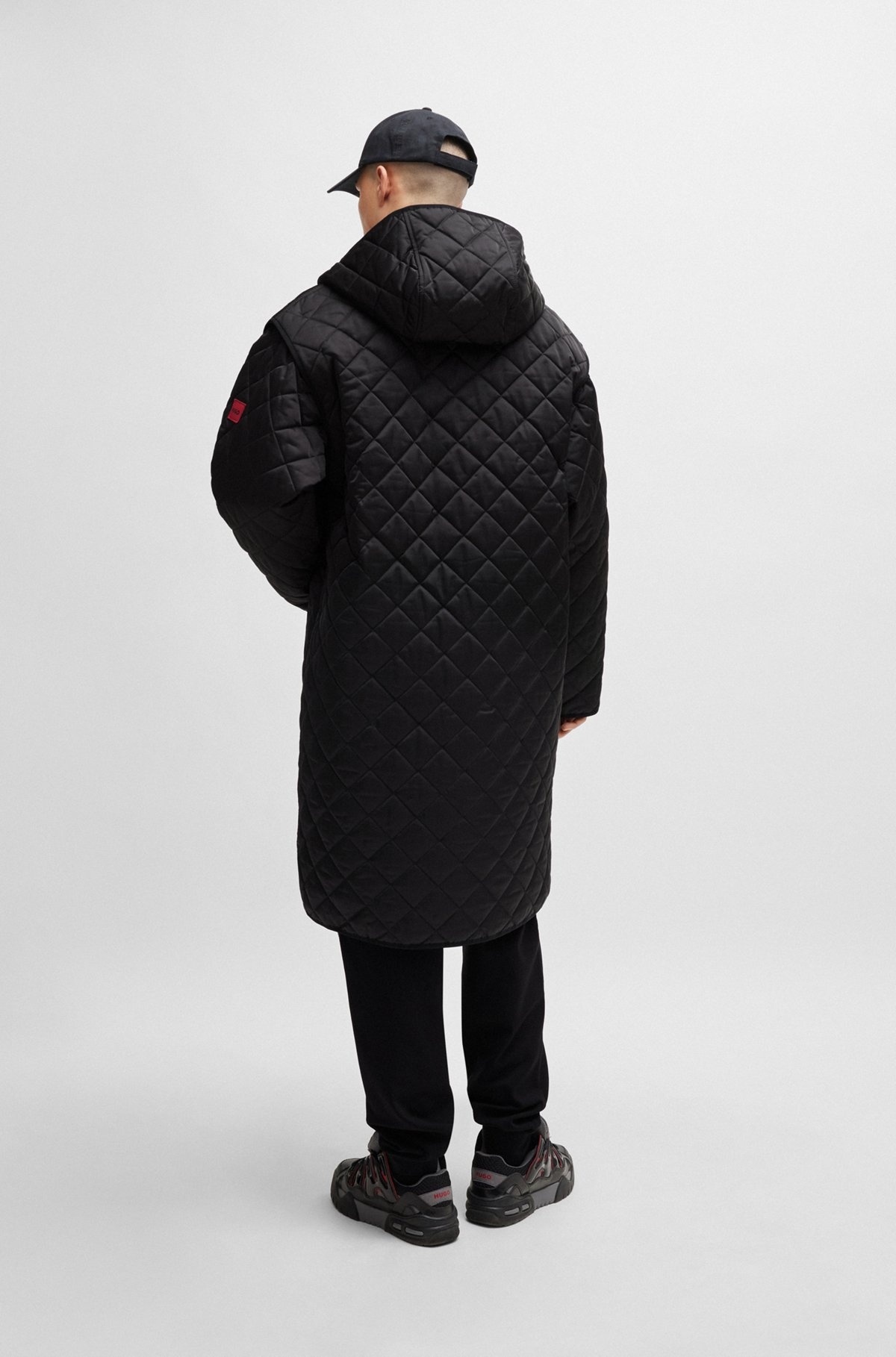 WATER-REPELLENT QUILTED COAT WITH DETACHABLE SLEEVES - 5