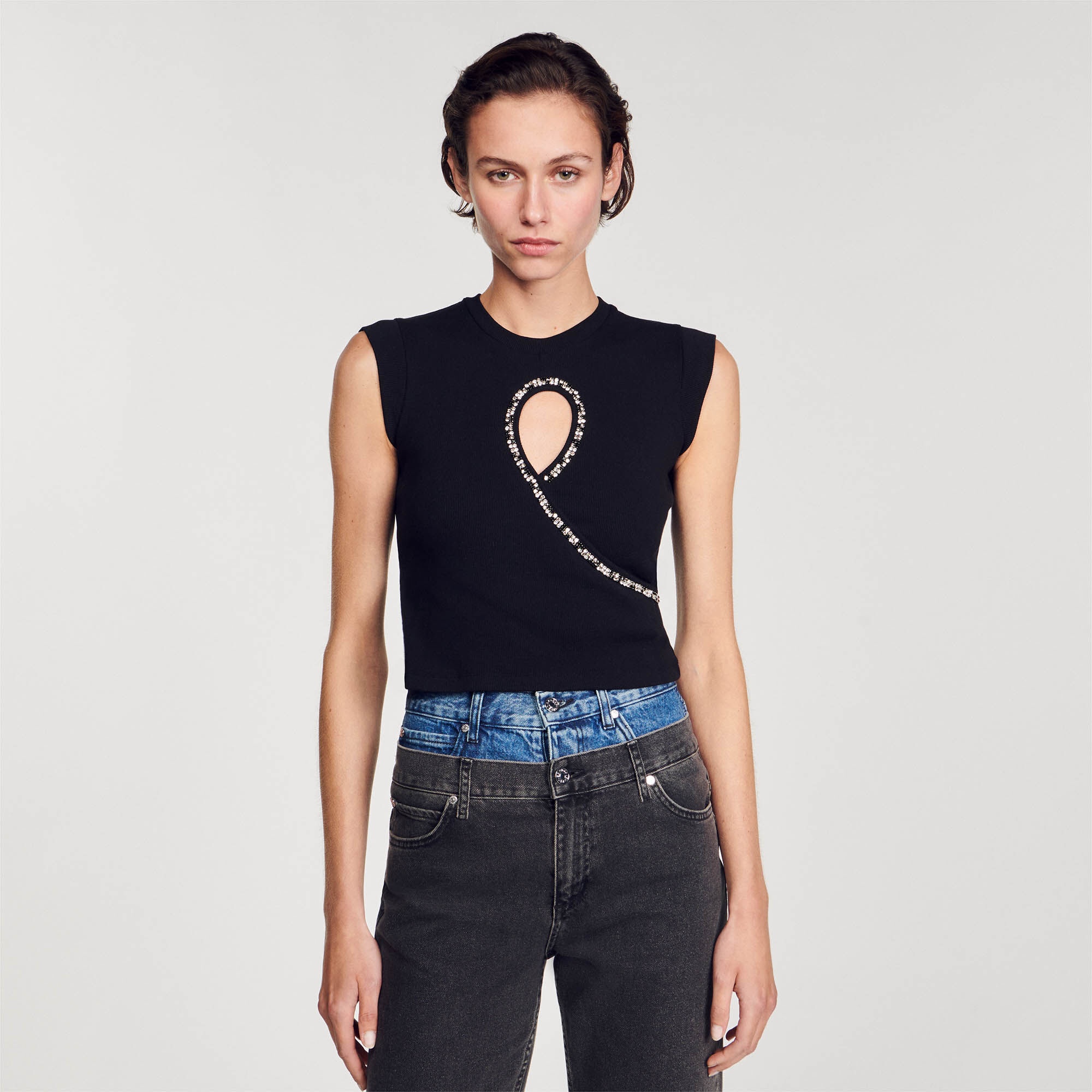 SHORT VEST WITH RHINESTONE TEARDROP - 5
