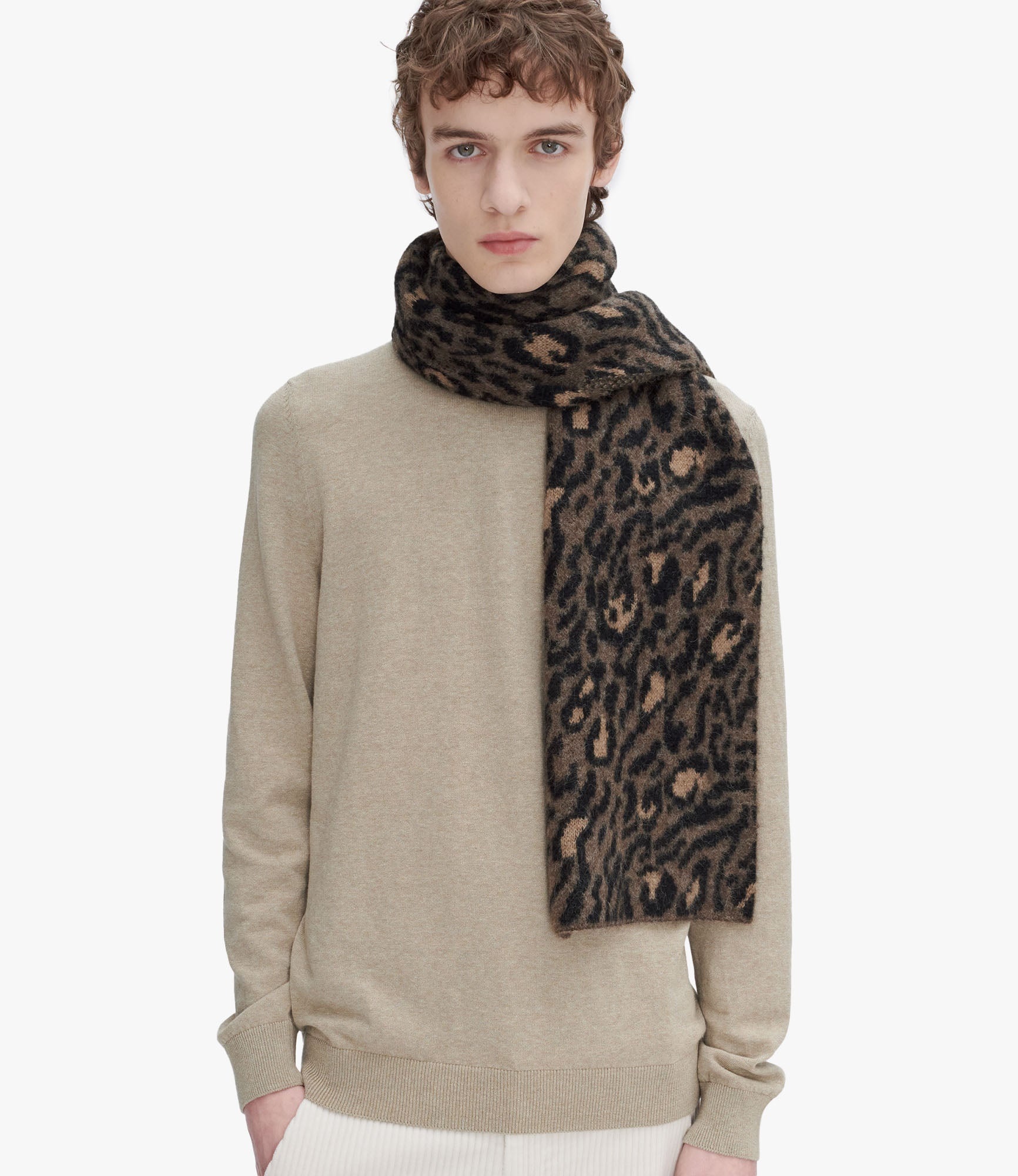 TOM SCARF - 2