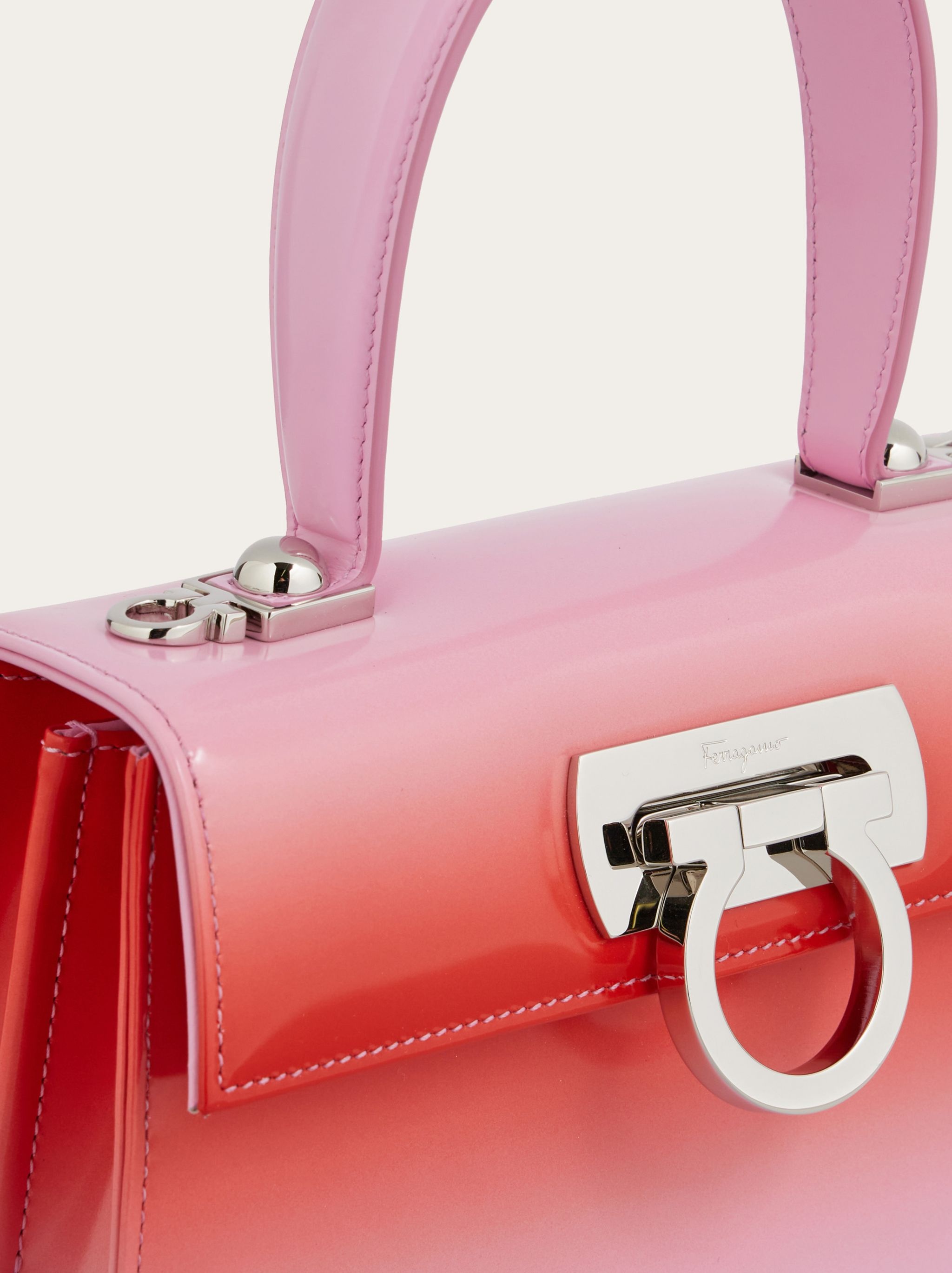 Iconic Top Handle with airbrushing - 7