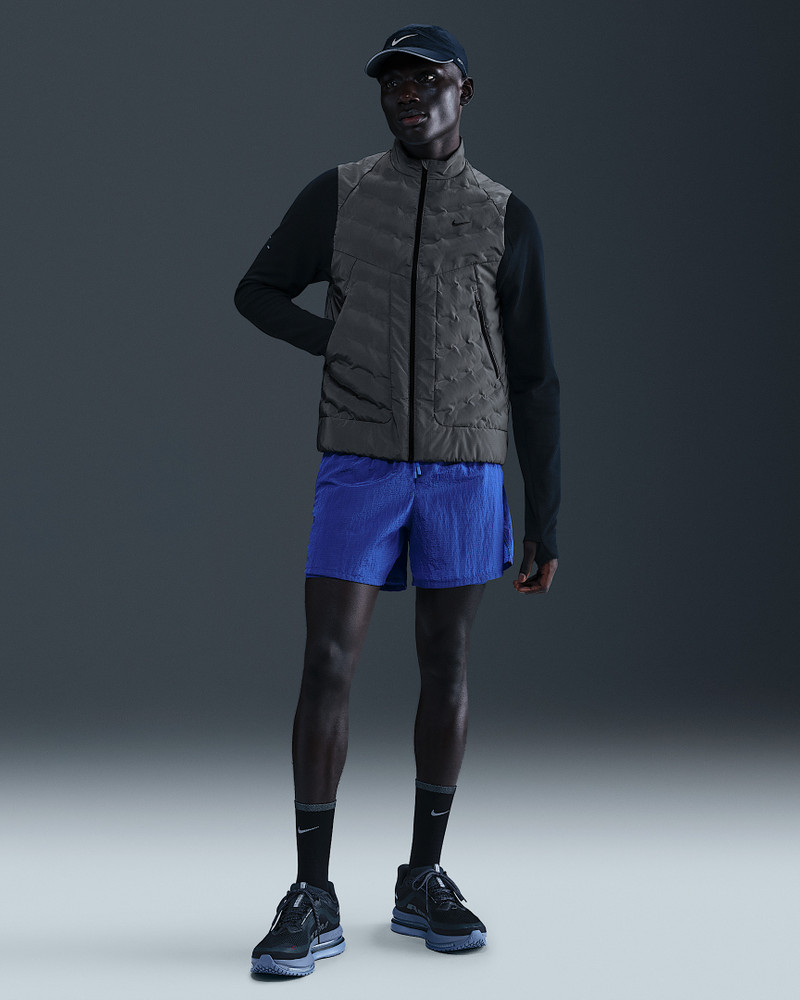 Nike Men's Therma-FIT ADV Reflective Running Vest 4