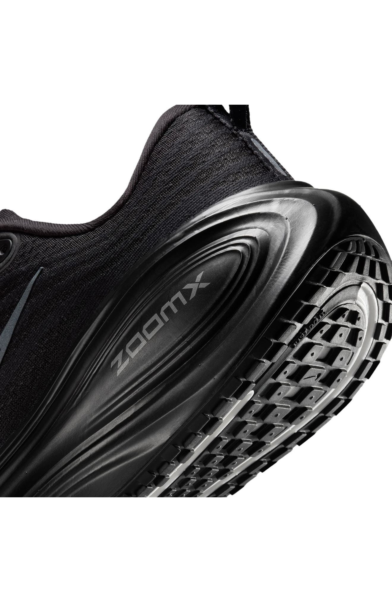Nike Vomero Plus Running Shoe in 001 Black/dkskgy at Nordstrom - 8