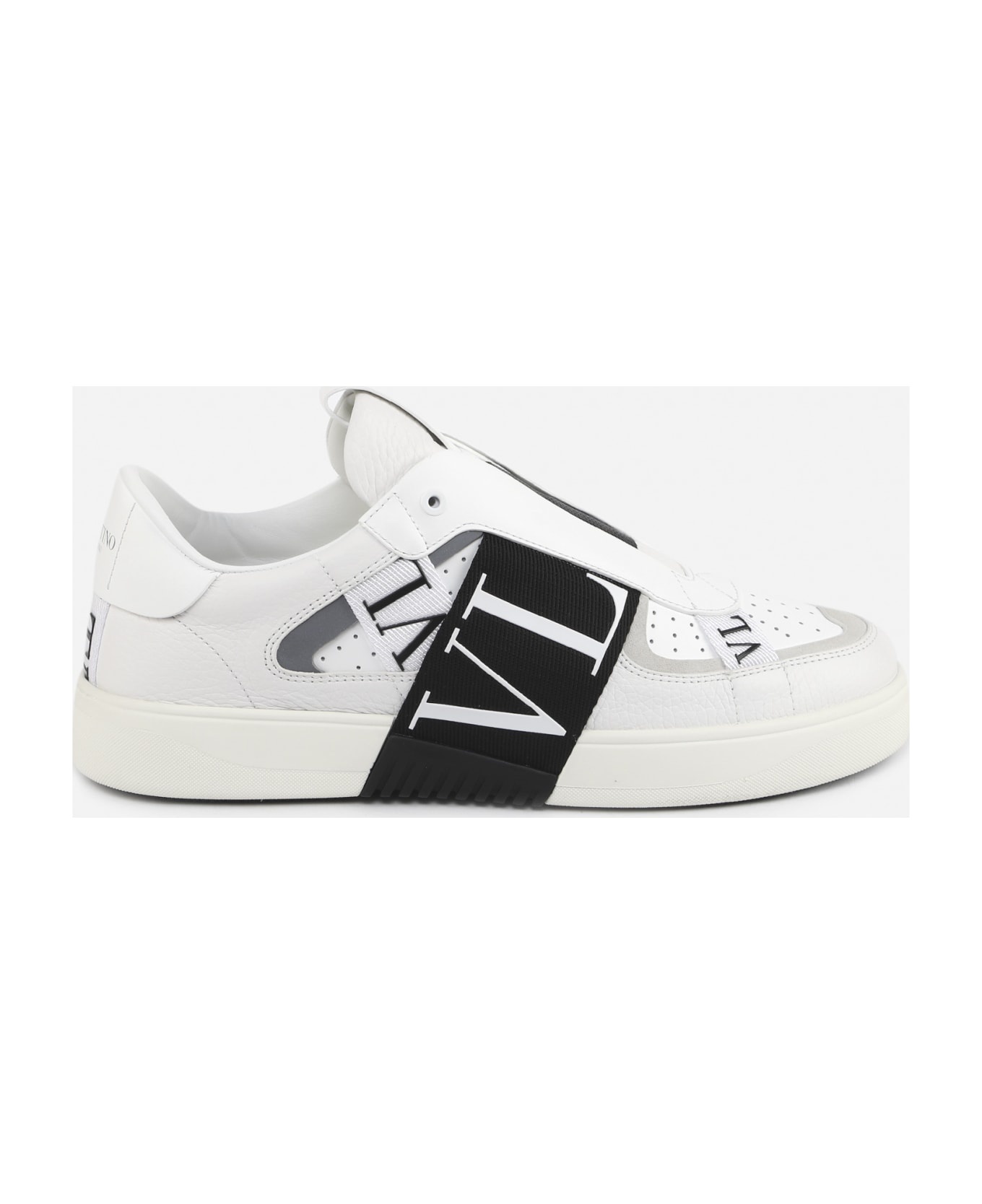 Vl7n Slip-on Sneakers In Leather - 1