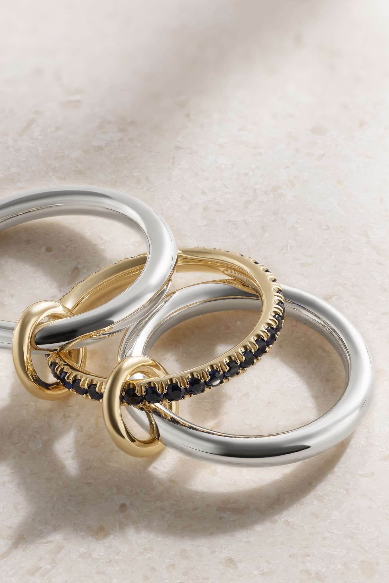 Libra set of three 18-karat gold, sterling silver and sapphire rings - 3