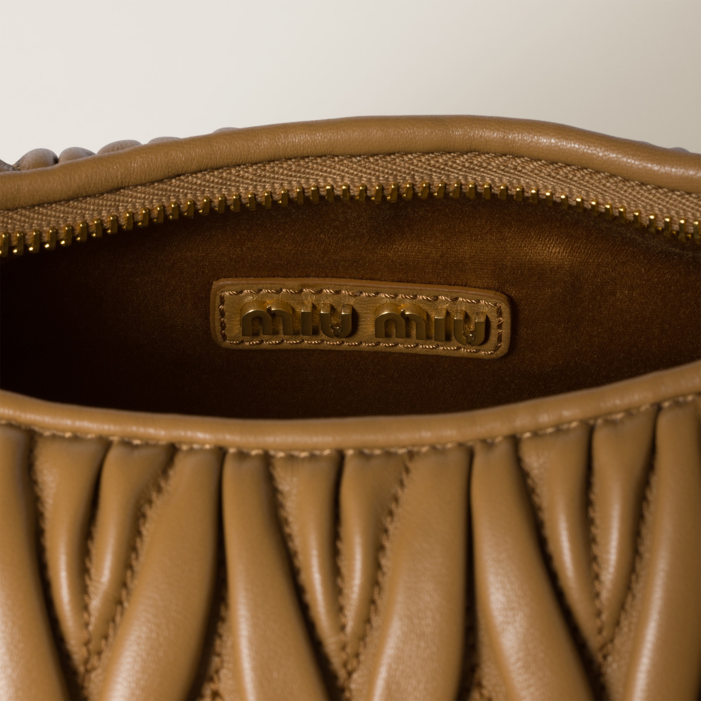 Wander matelassé nappa leather hobo bag - 6