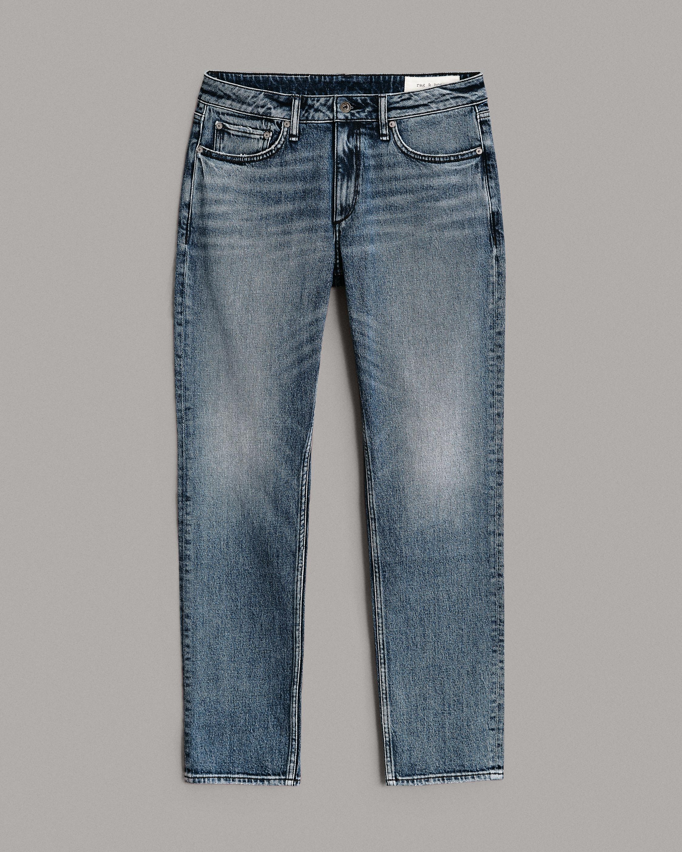 Fit 3 - Brent
Athletic Fit Mid Indigo Authentic Stretch Jean - 2