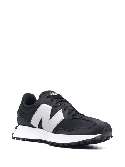 New Balance logo-patch 327 trainers outlook