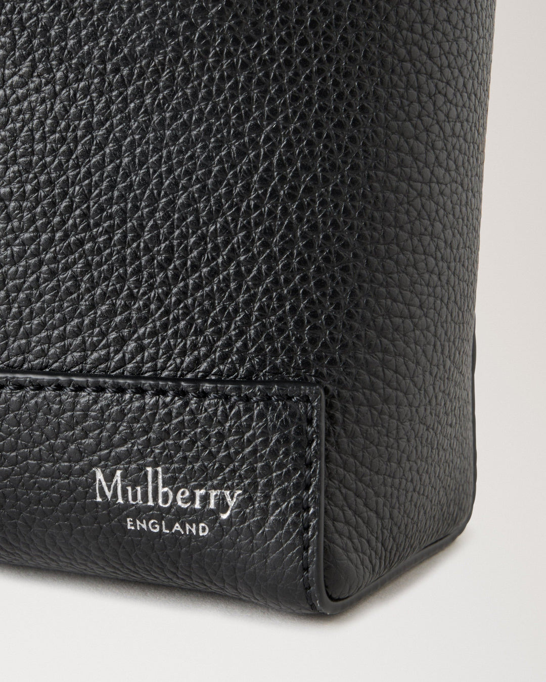 Small Chiltern Crossbody Messenger Black Small Classic Grain - 6