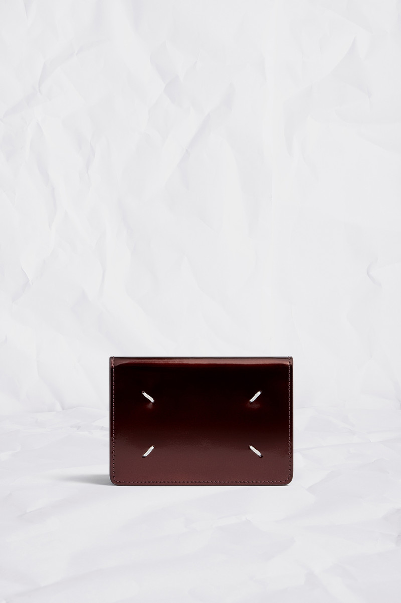 Four Stitches Cardholder 1
