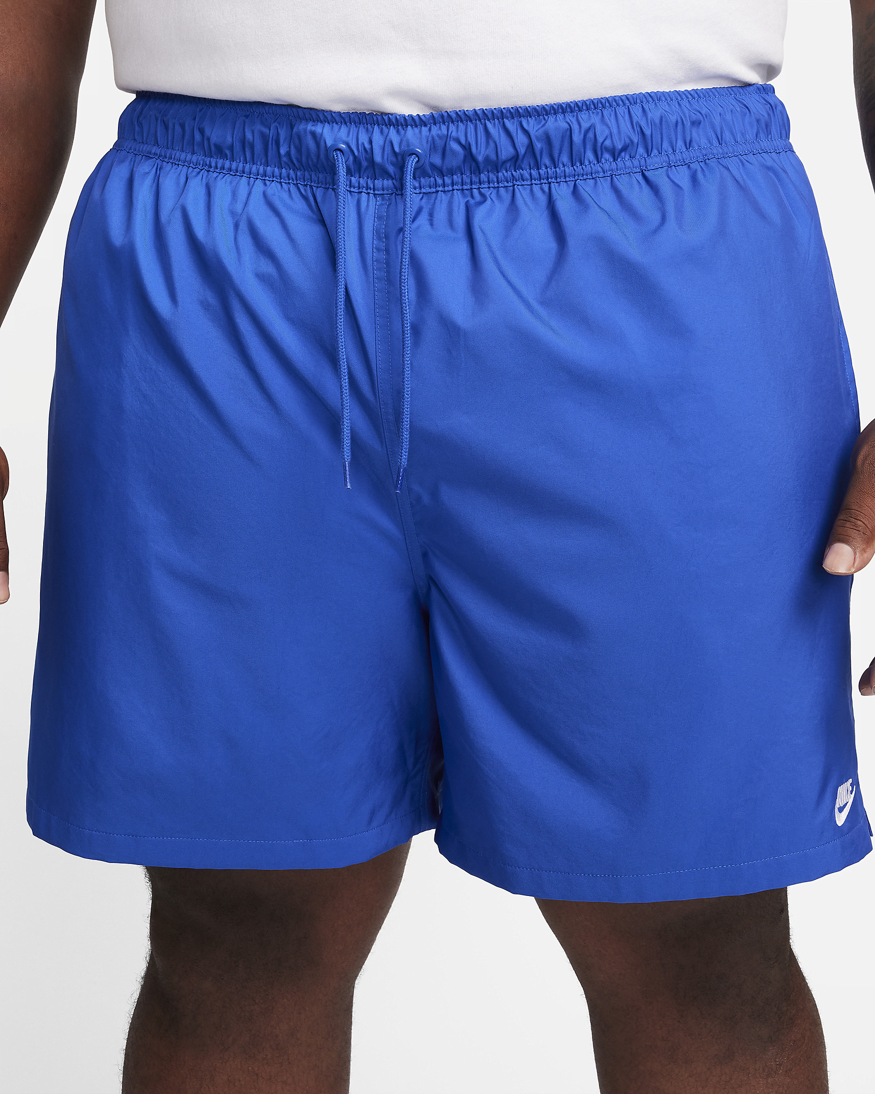 Nike Club Men's Woven Flow Shorts - 9