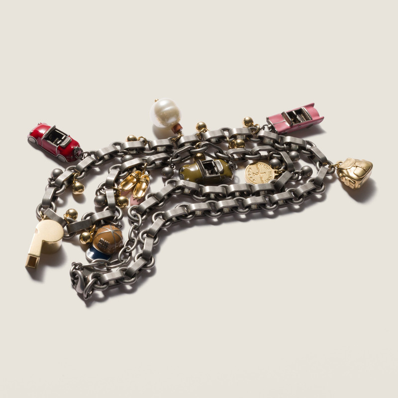 Miu Miu Metal necklace outlook