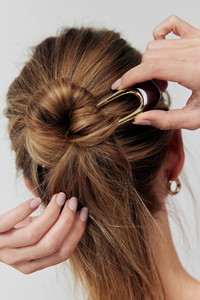 Suki Gold Plated Hair Pin 4