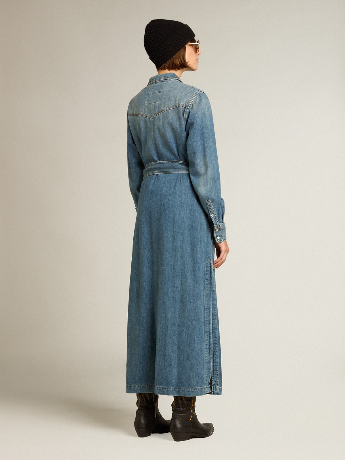 Women's shirt dress in denim with belt - 3