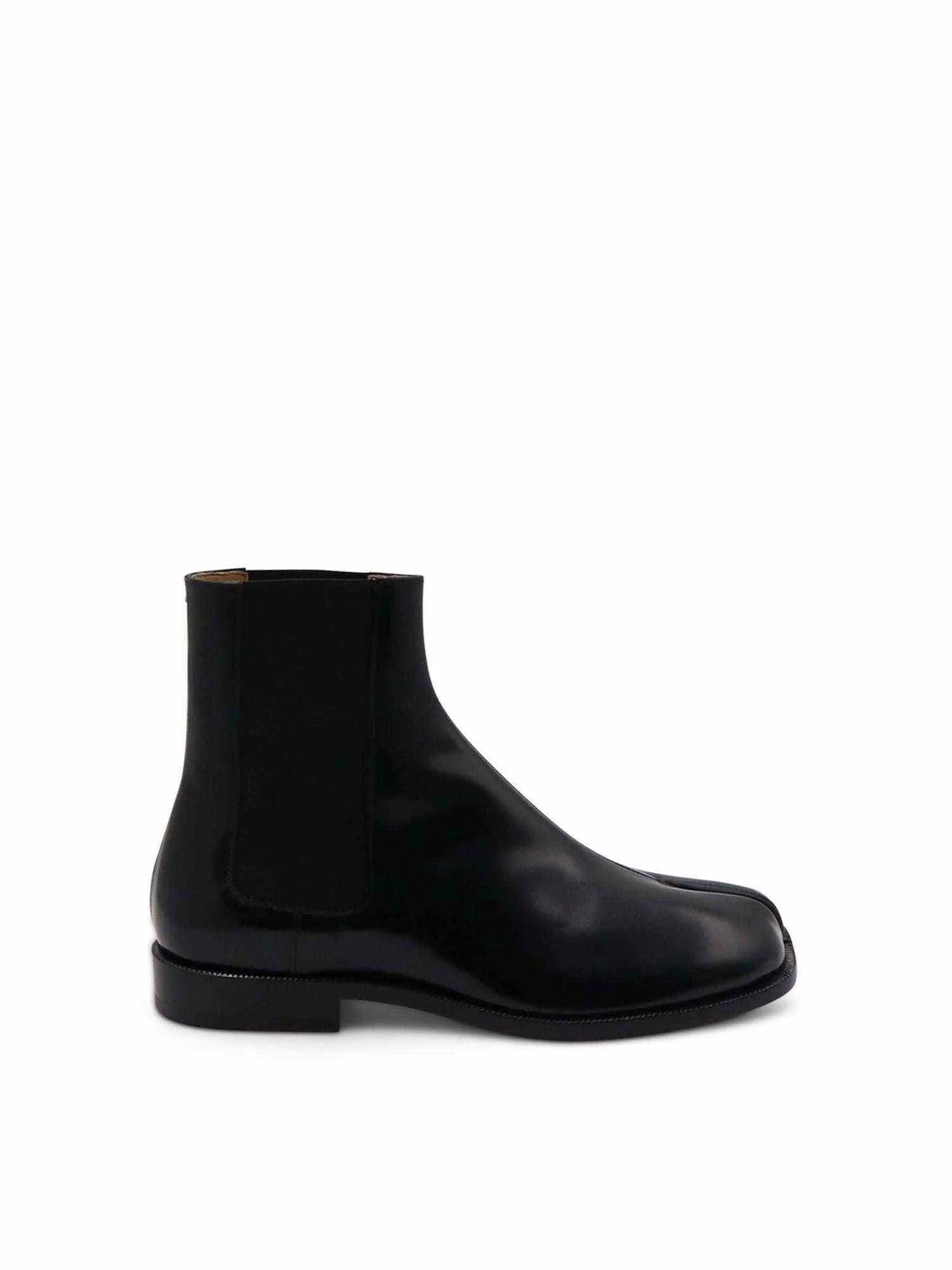 Tabi Toe Ankle Boots in Black - 1