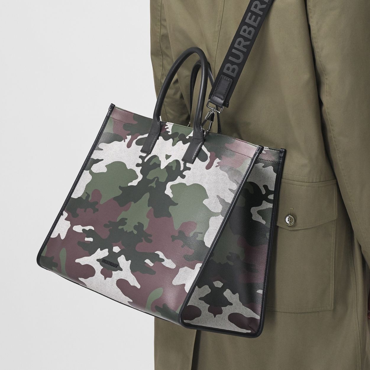 Camouflage Print Cotton Canvas Tote - 12