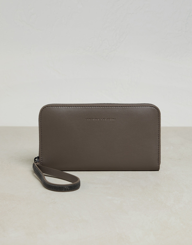 Matte calfskin wallet with precious zipper pull 1