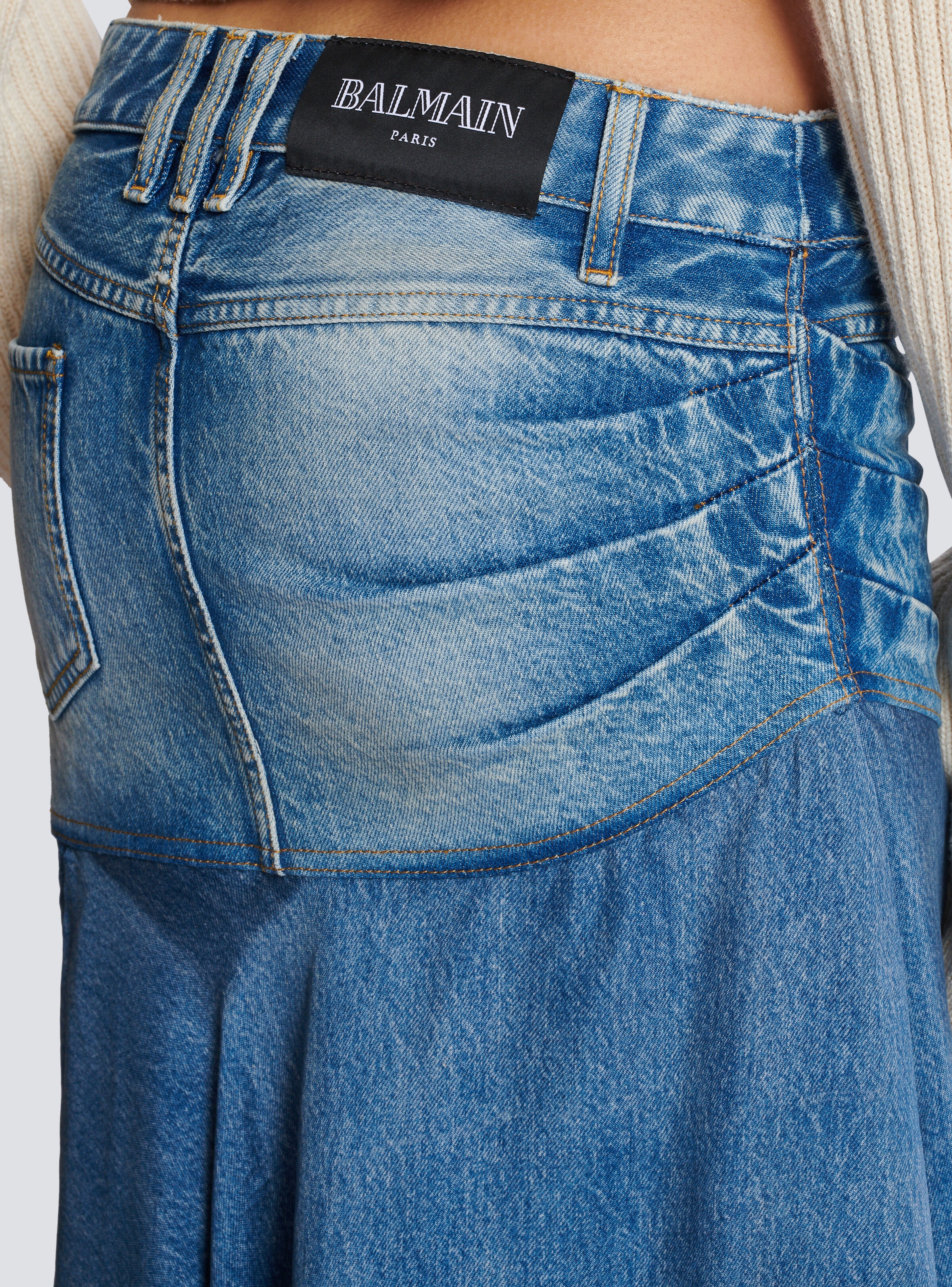 Asymmetric denim short skirt - 8