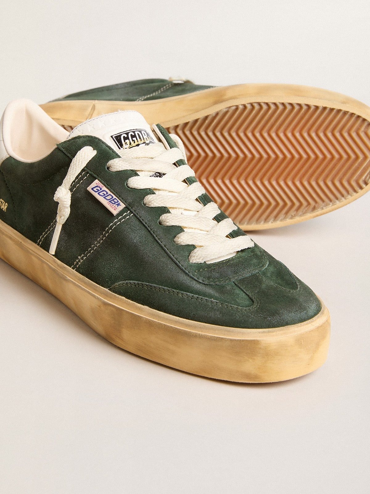 Soul Star in green suede with milk-white leather heel tab - 4