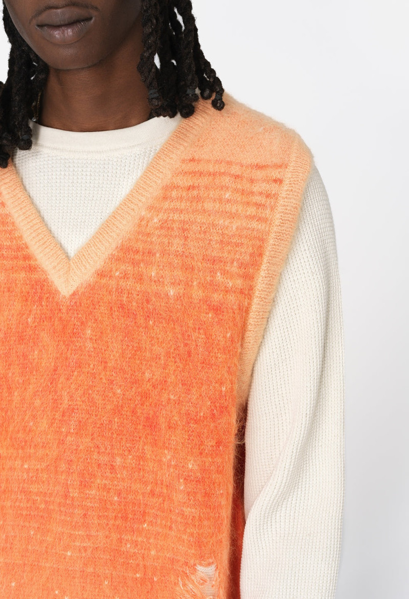 GRADIENT MOHAIR VEST 6