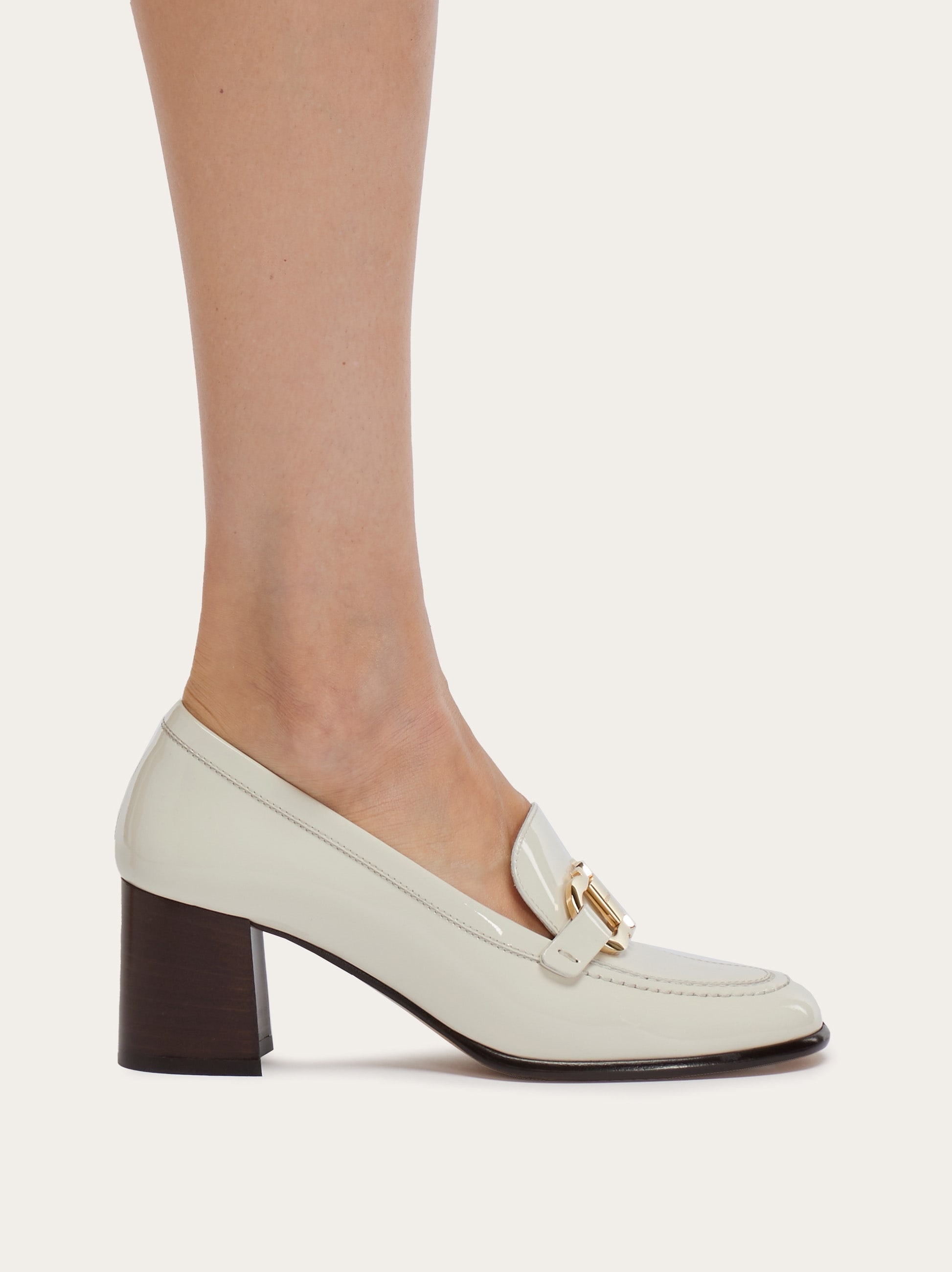 Heeled loafer with Gancini ornament - 3